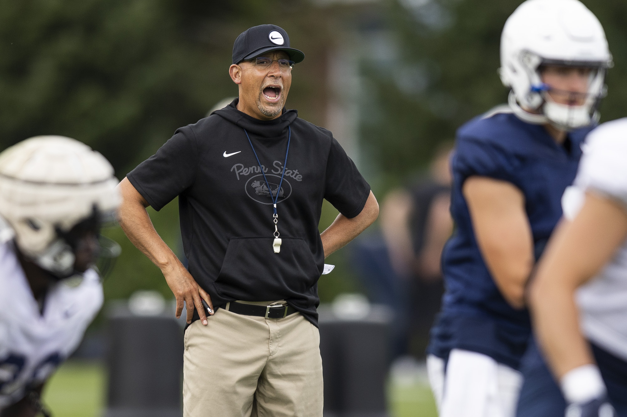 Penn State's Franklin backs QB Clifford amid calls for Allar