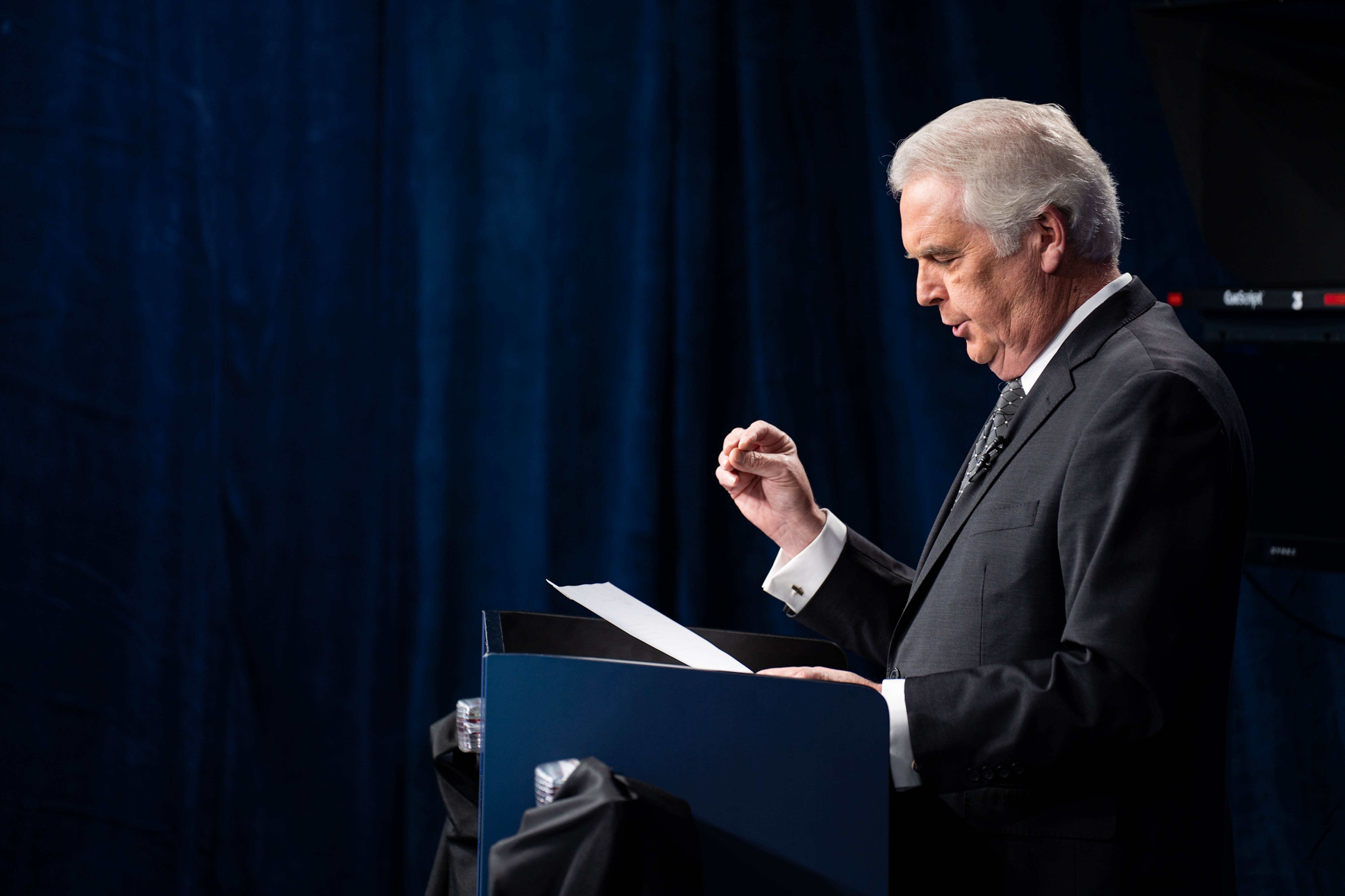 First Michigan gubernatorial debate between Gretchen Whitmer and Tudor ...