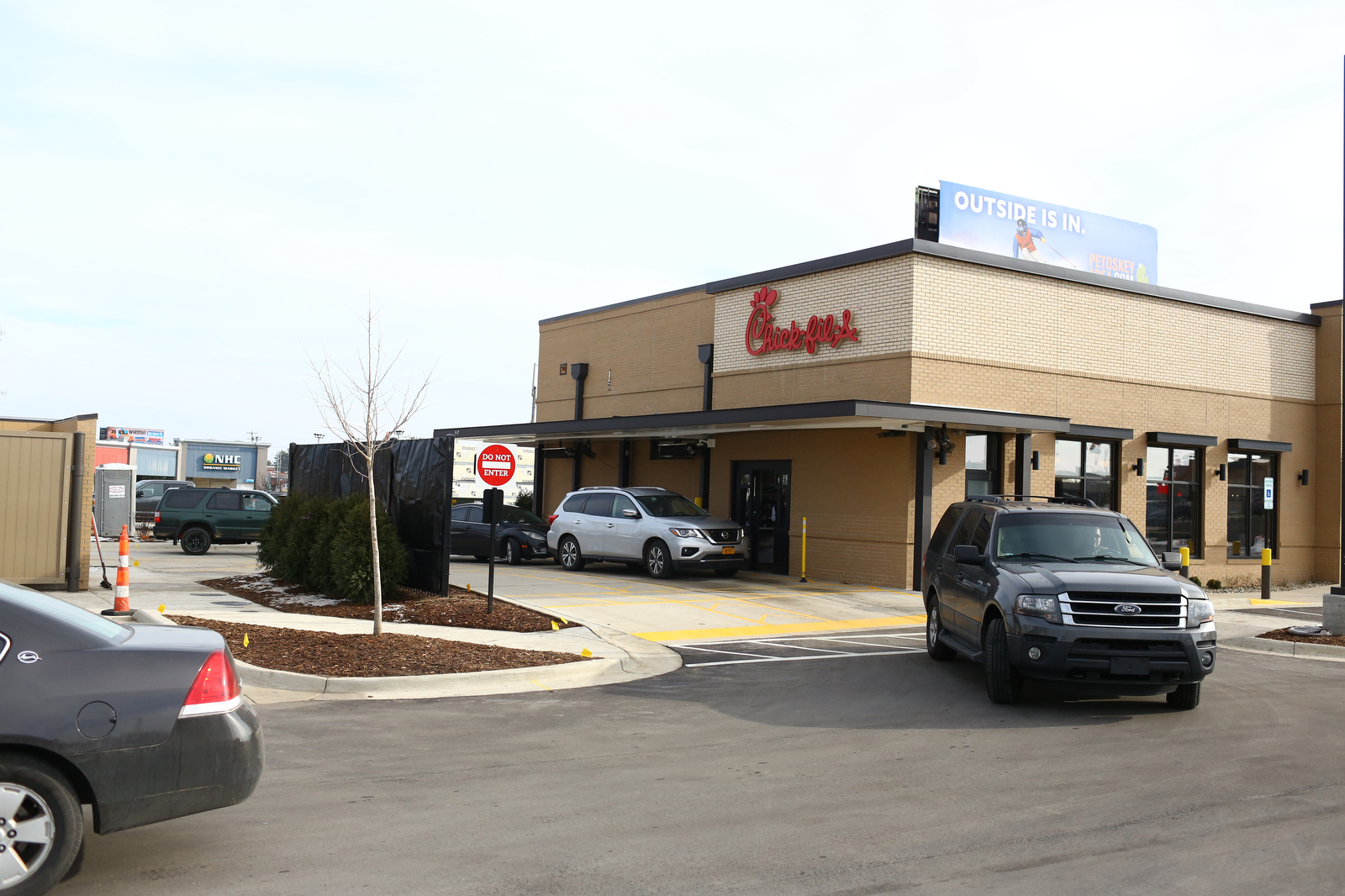 Western Michigan alumnus brings ChickfilA to Kalamazoo