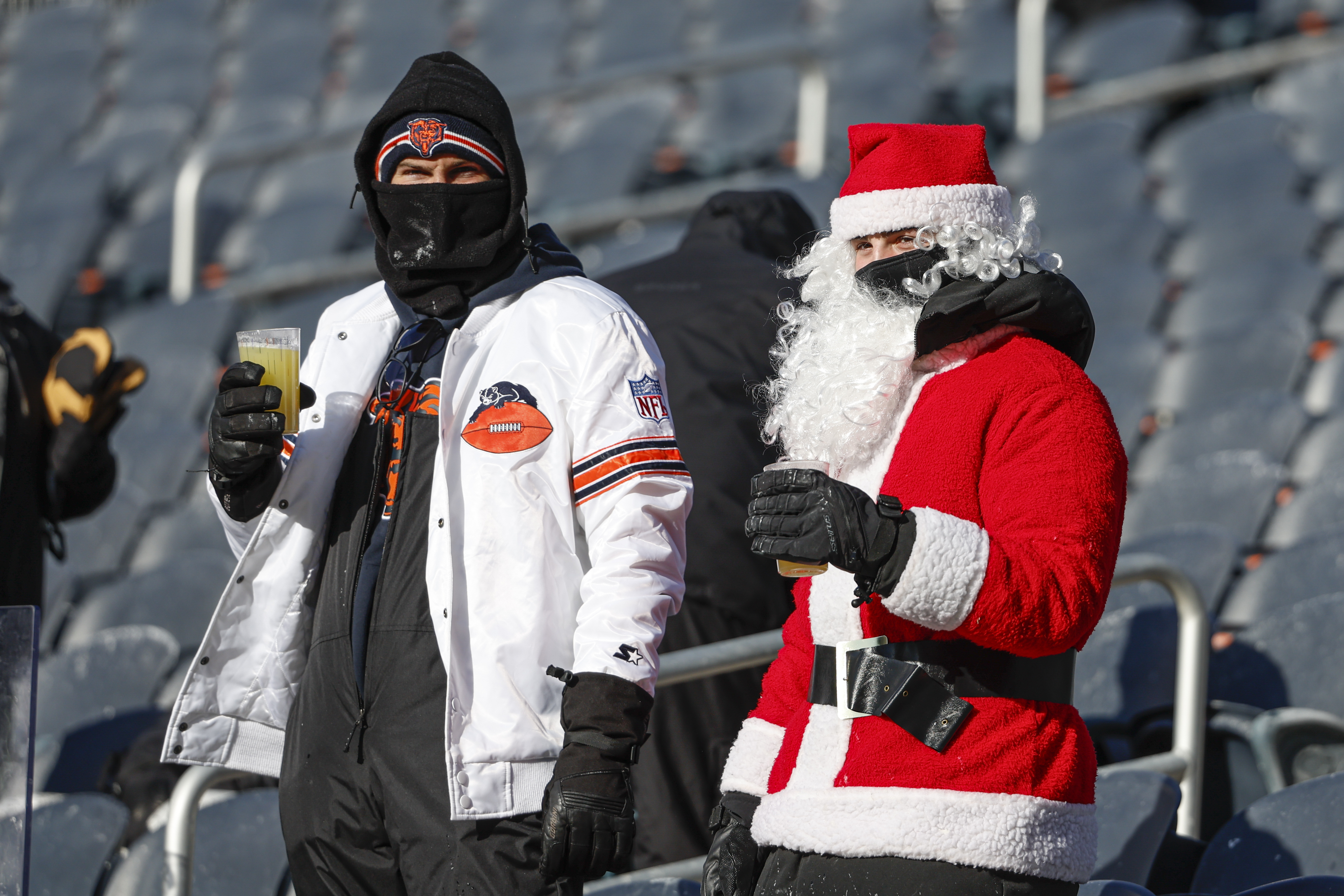 Bills fans head to Chicago for Christmas Eve game 