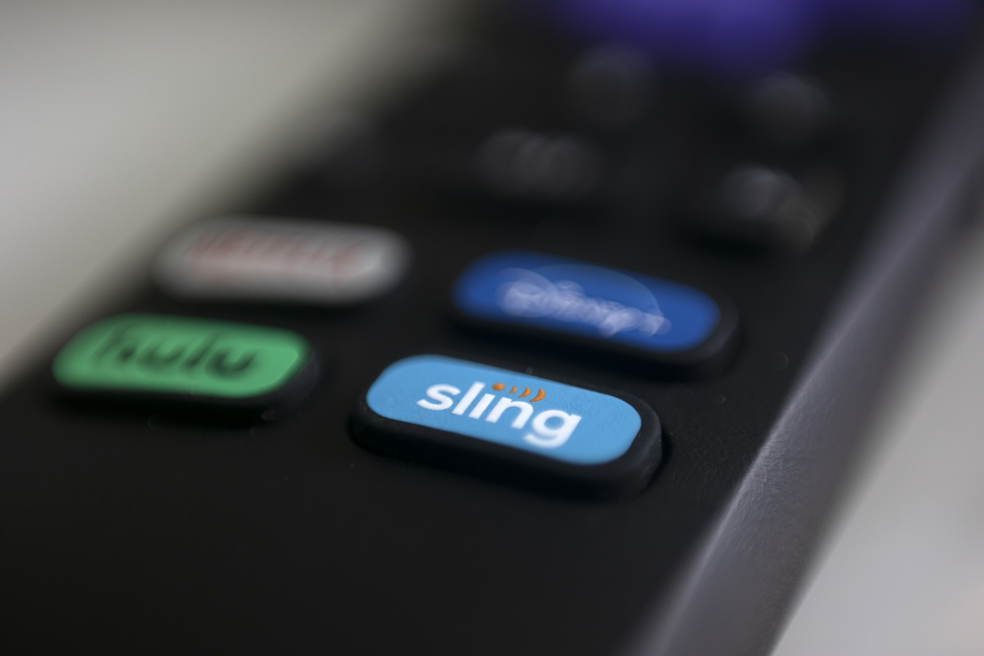 Best Sling Package for Football: Live Stream NFL With Sling TV