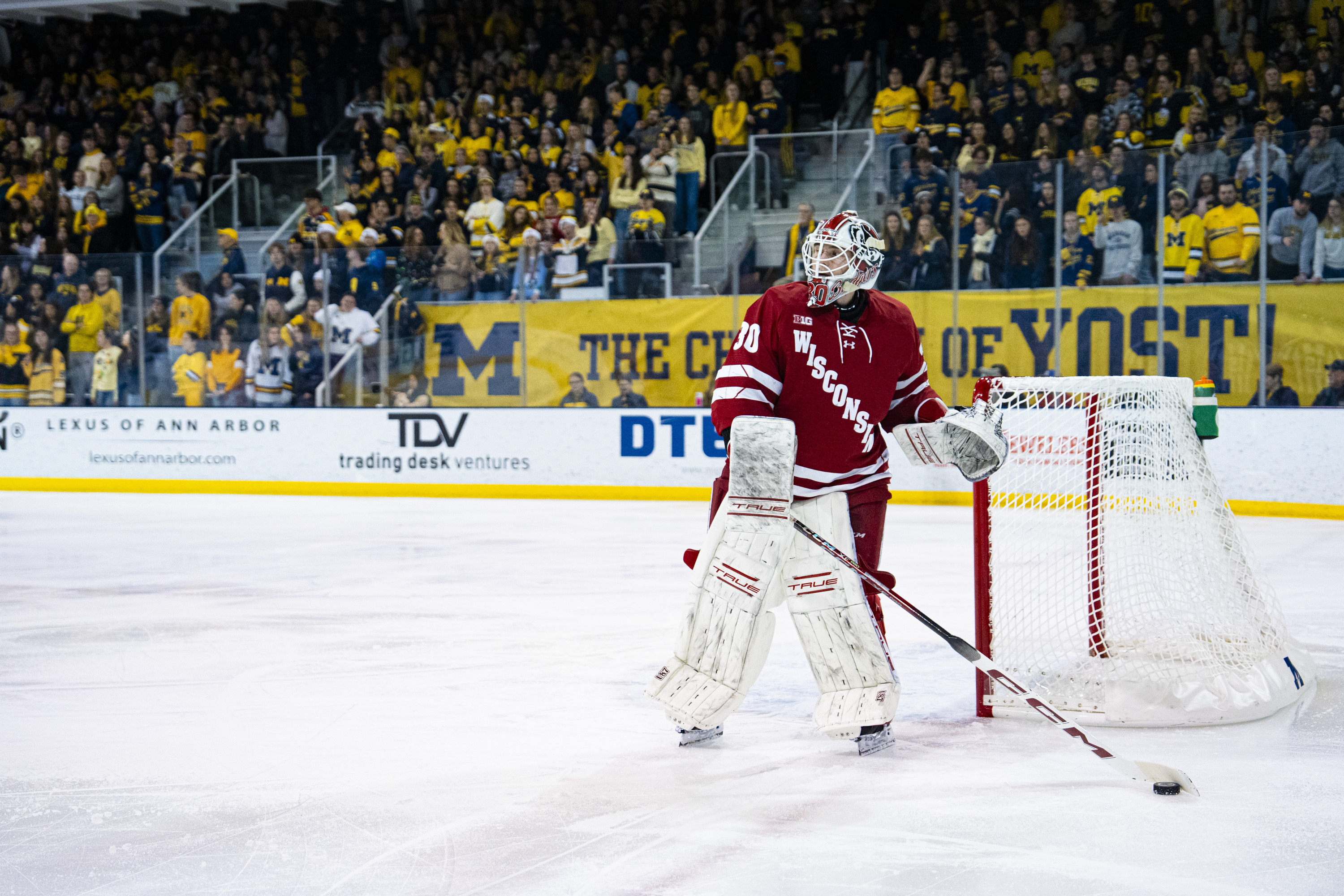 Michigan vs Wisconsin men's ice hockey game two - mlive.com