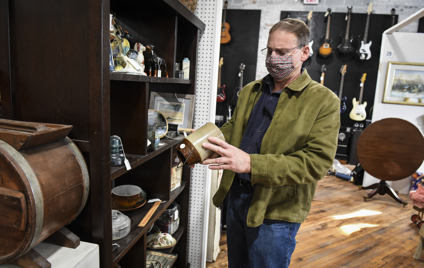 Long-awaited Phillipsburg Antique Mall opens doors in time for holidays ...