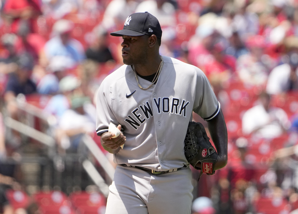 Sale shelled, Sox fall to Yankees in Game 1