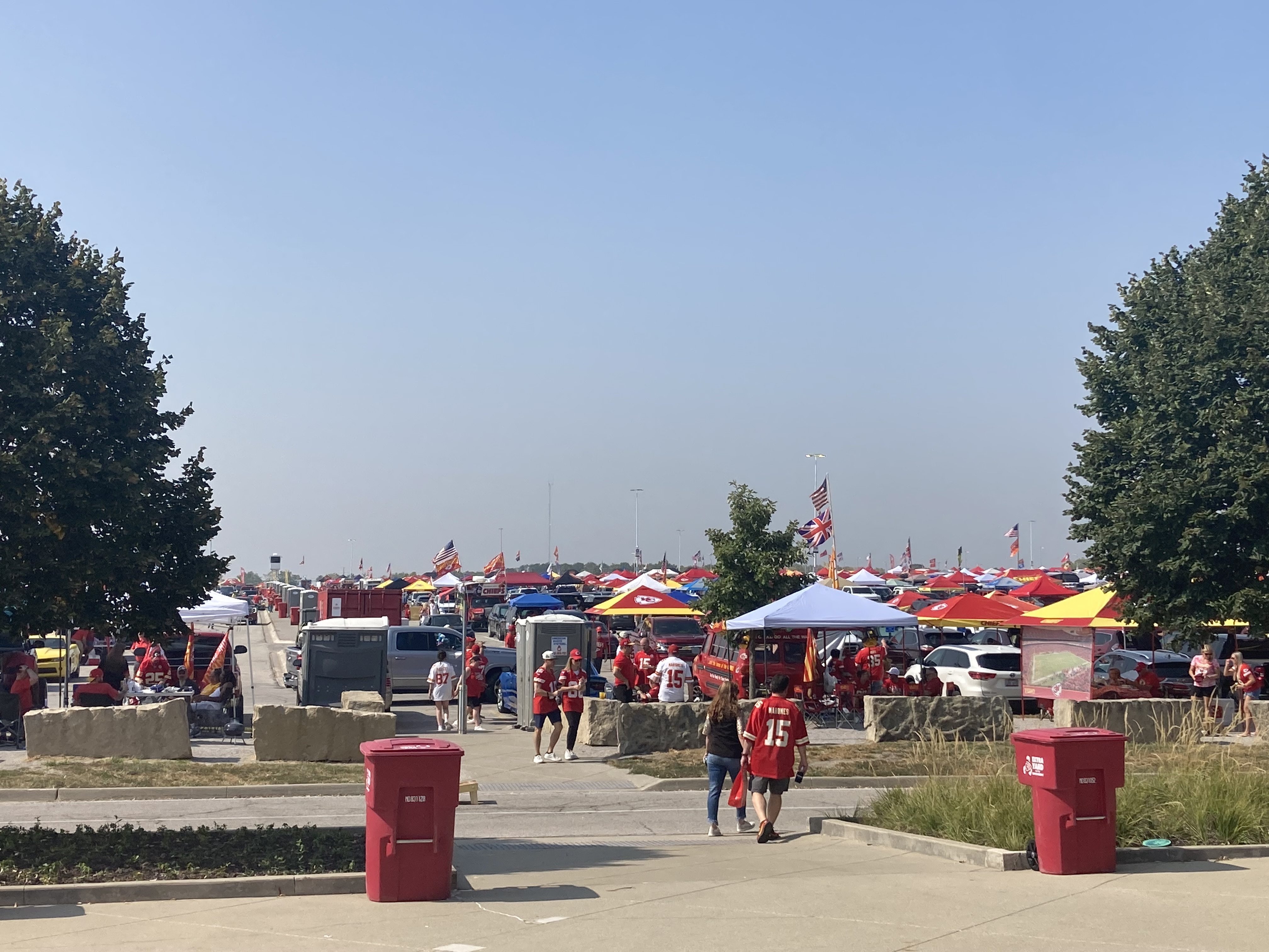 Lions-Chiefs: The scene outside Arrowhead Stadium before Week 1 opener 