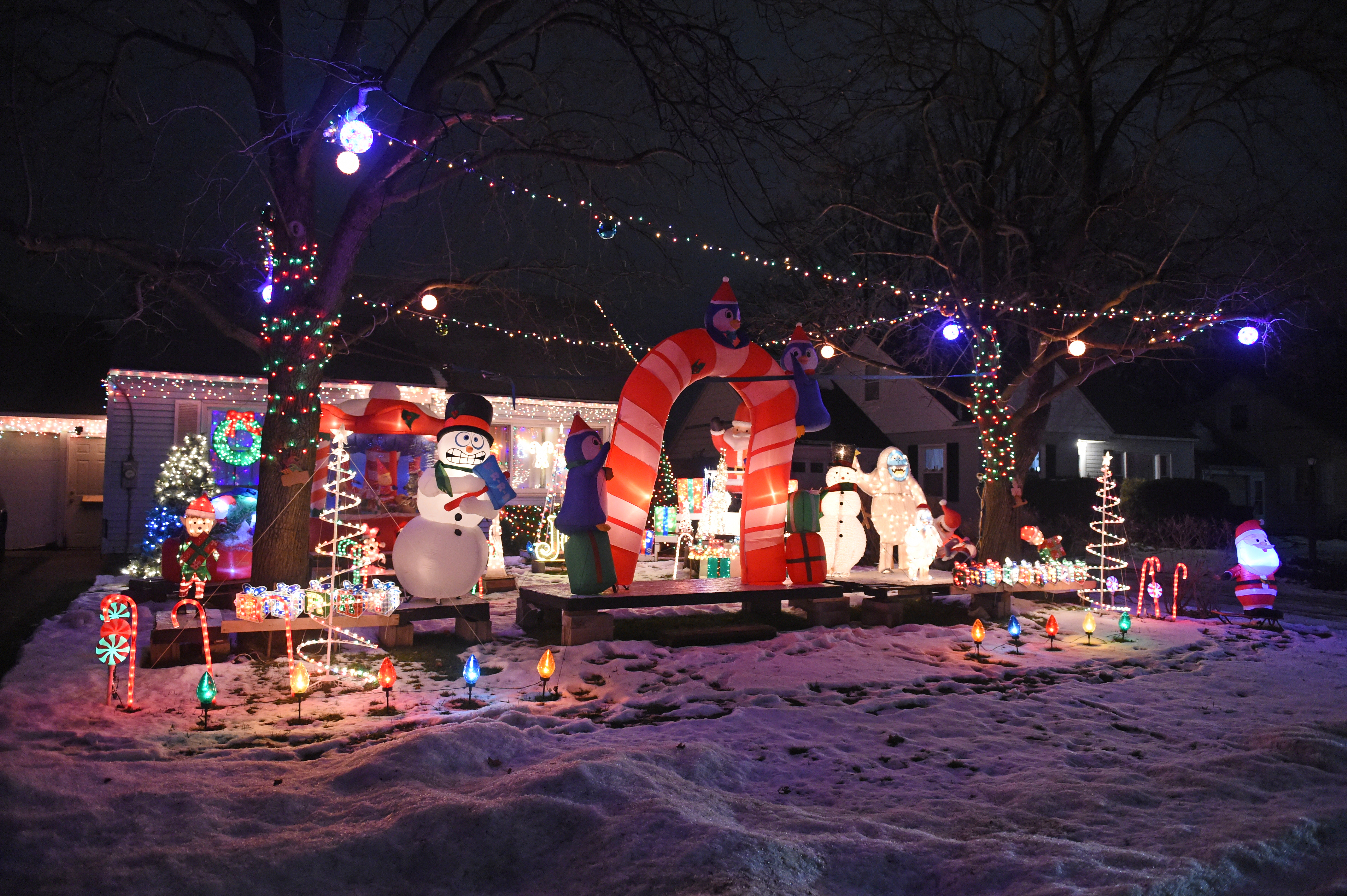 Standout Christmas light displays - syracuse.com