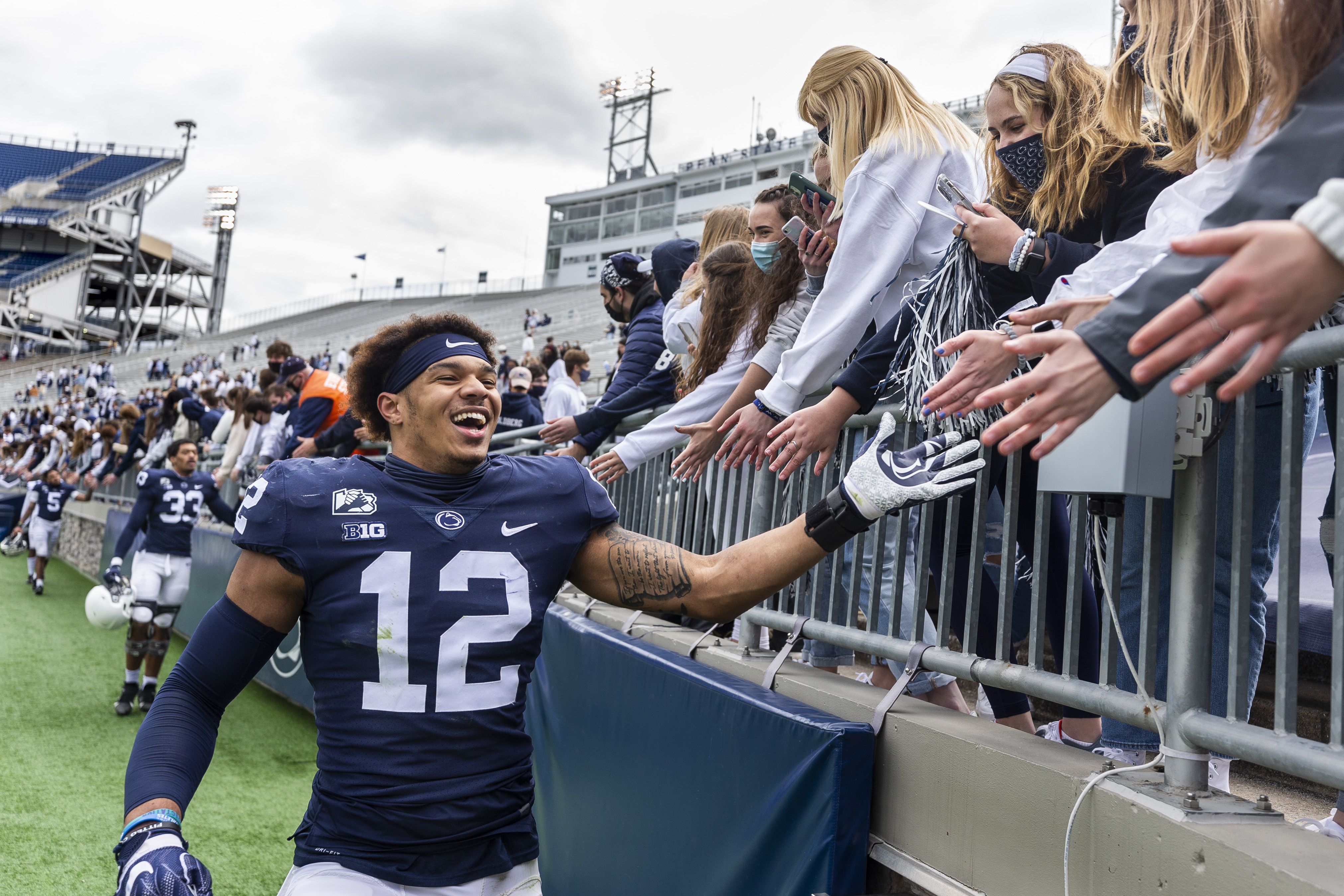 Dotson a Biletnikoff Award Semifinalist - Penn State Athletics