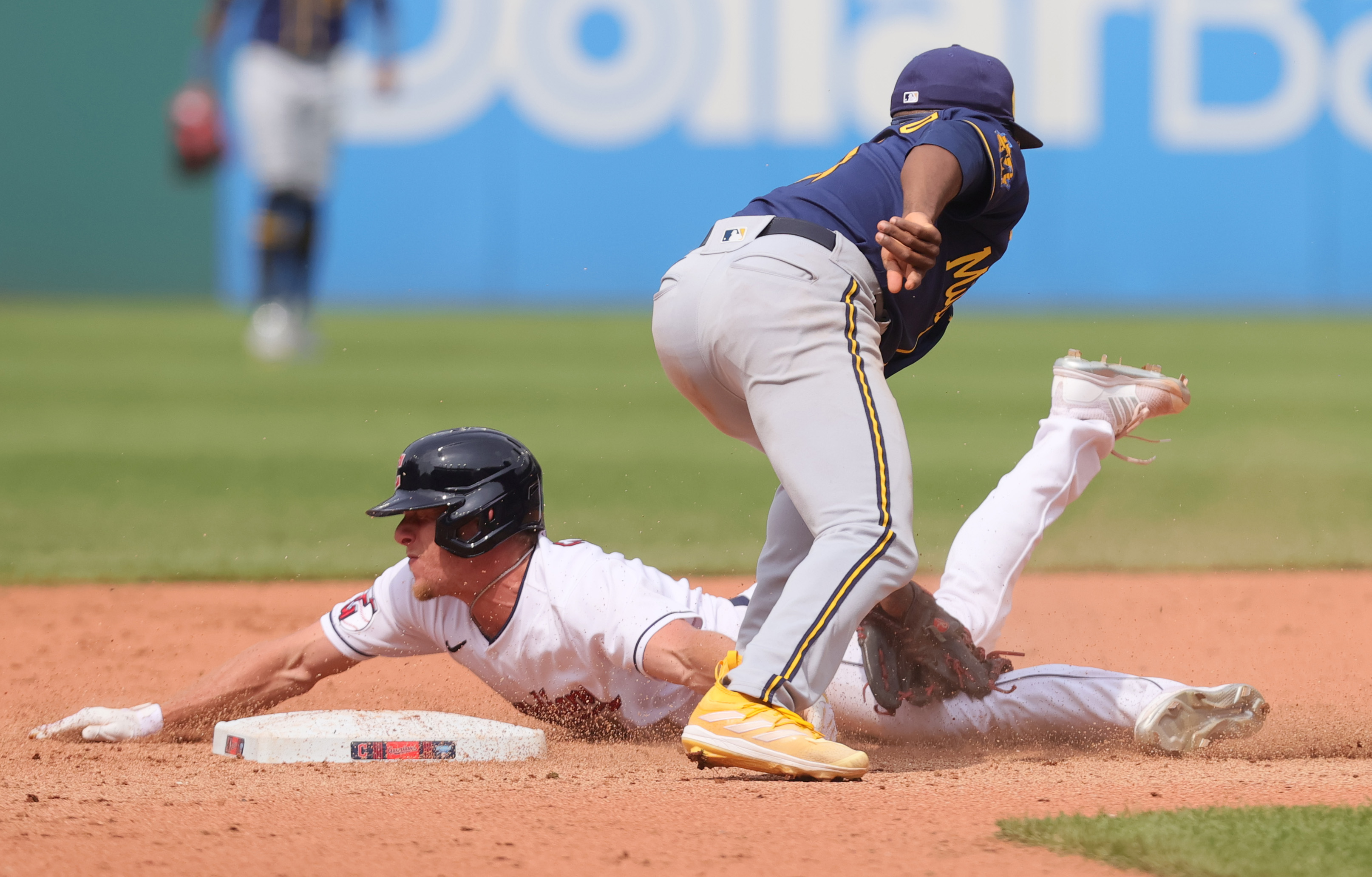 Brewers trounce Guardians, 12-3 - Brew Crew Ball