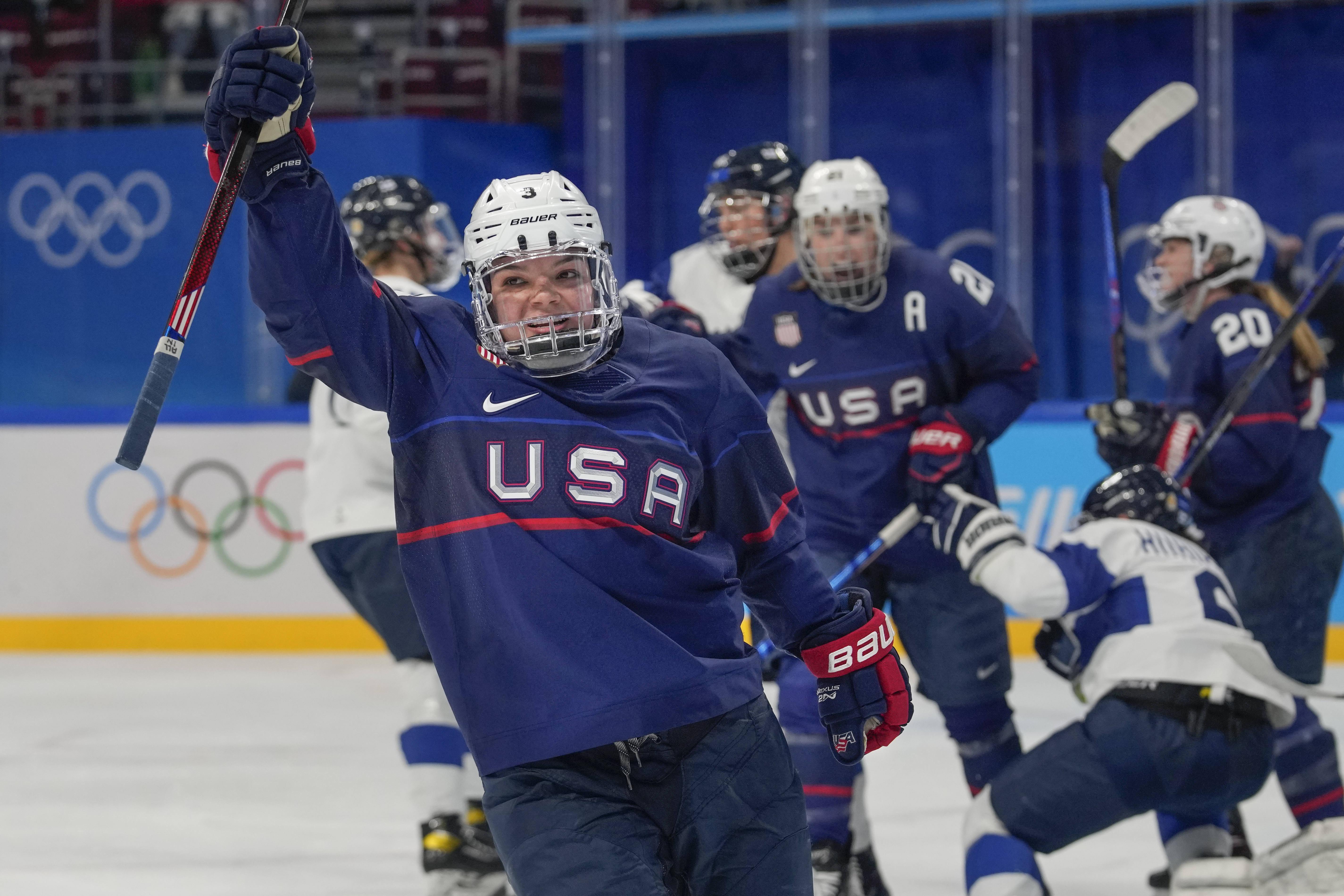Usa Women S Olympics Hockey Team To Play Canada For Gold Medal After Beating Finland 4 1 Masslive Com
