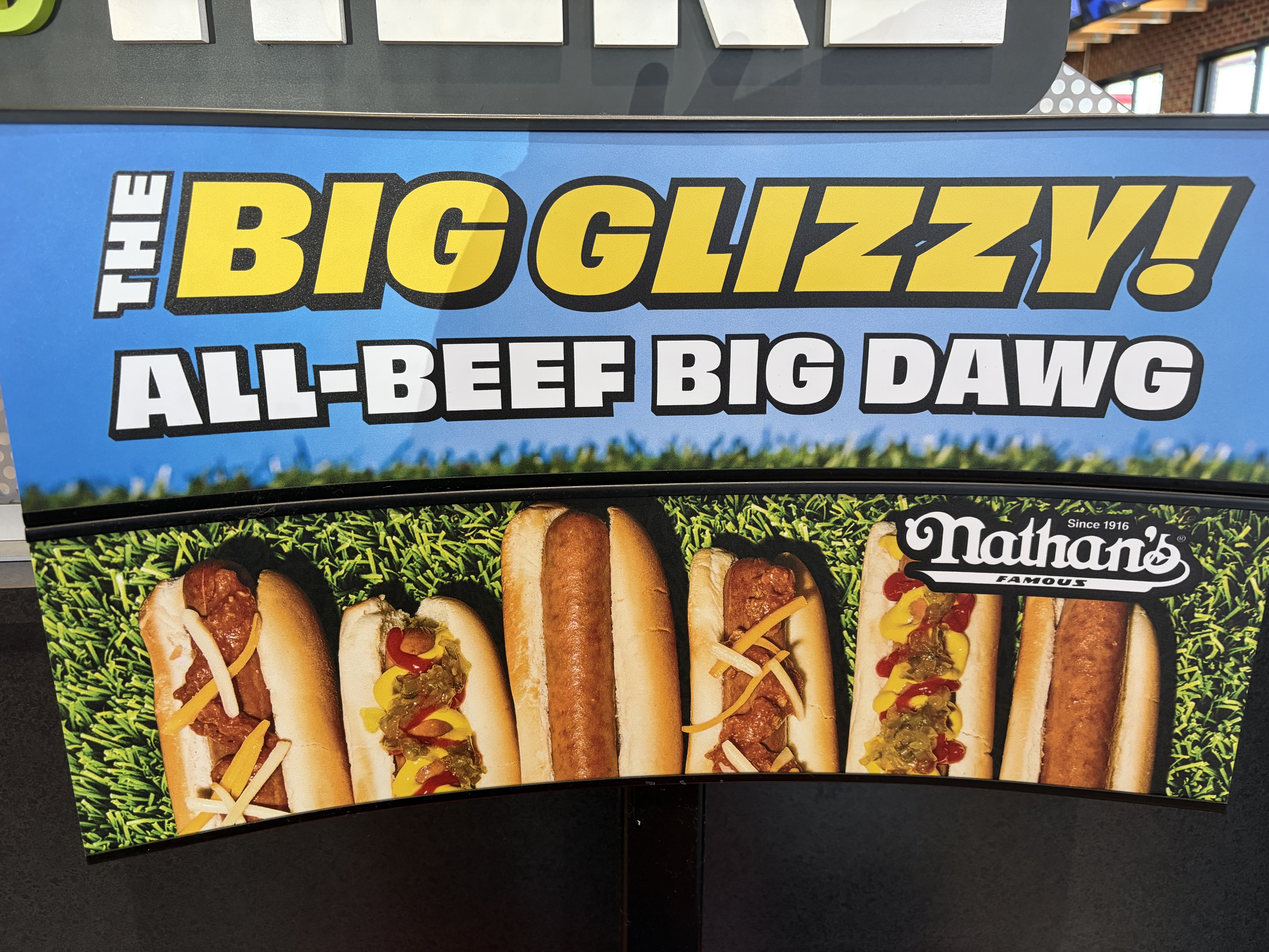 I tried Sheetz's new 10-inch hot dog: Is the Big Glizzy worth it