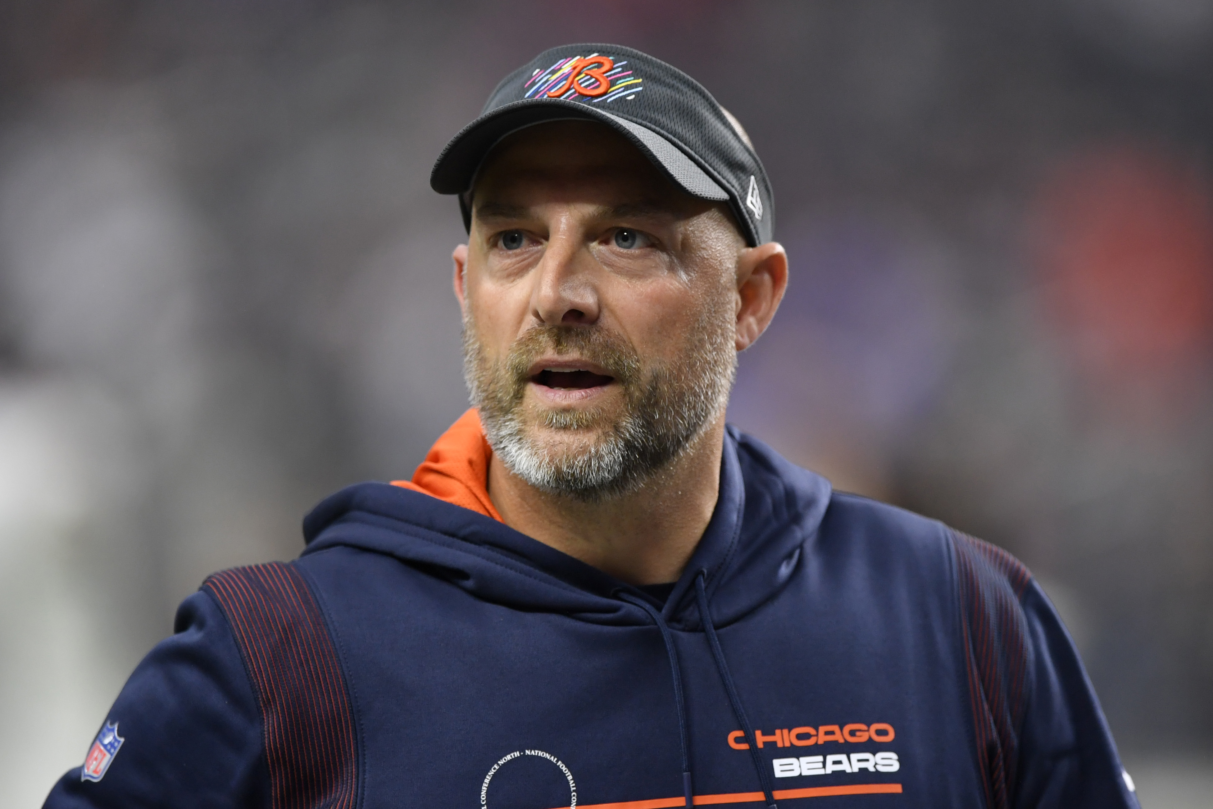 Justin Fields throws first TD pass, Bears' defense dominates Raiders 20-9