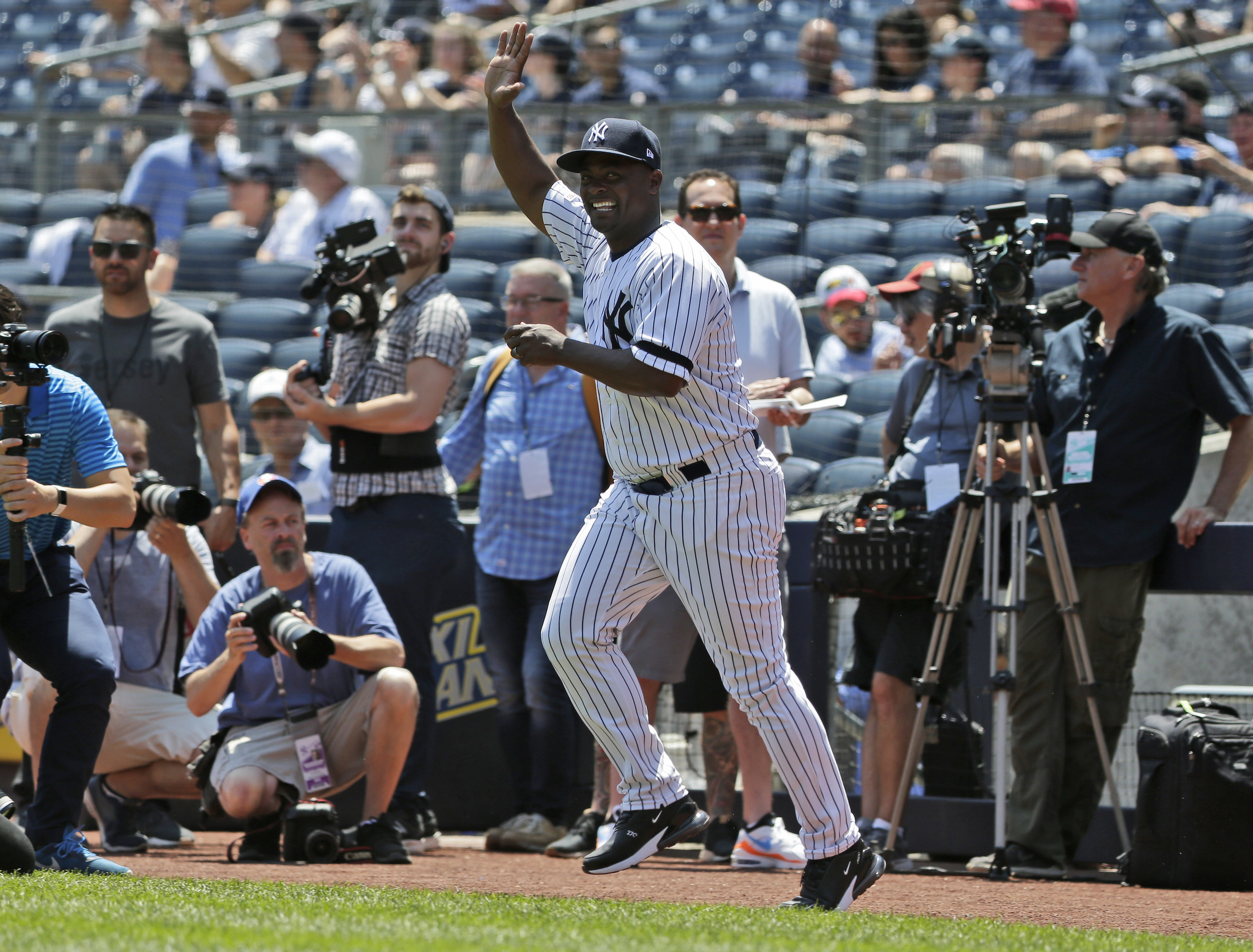 Homer Bush Jr.'s Padres ties run deeper than his dad's Yankees