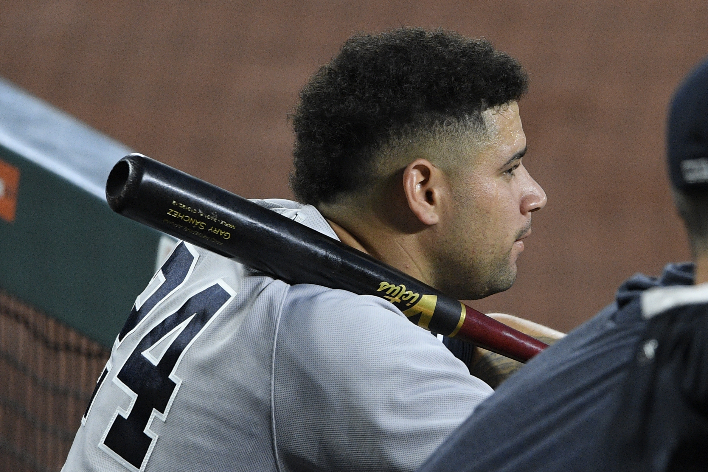 Gary Sanchez: New York Yankees planning to tender catcher a contract
