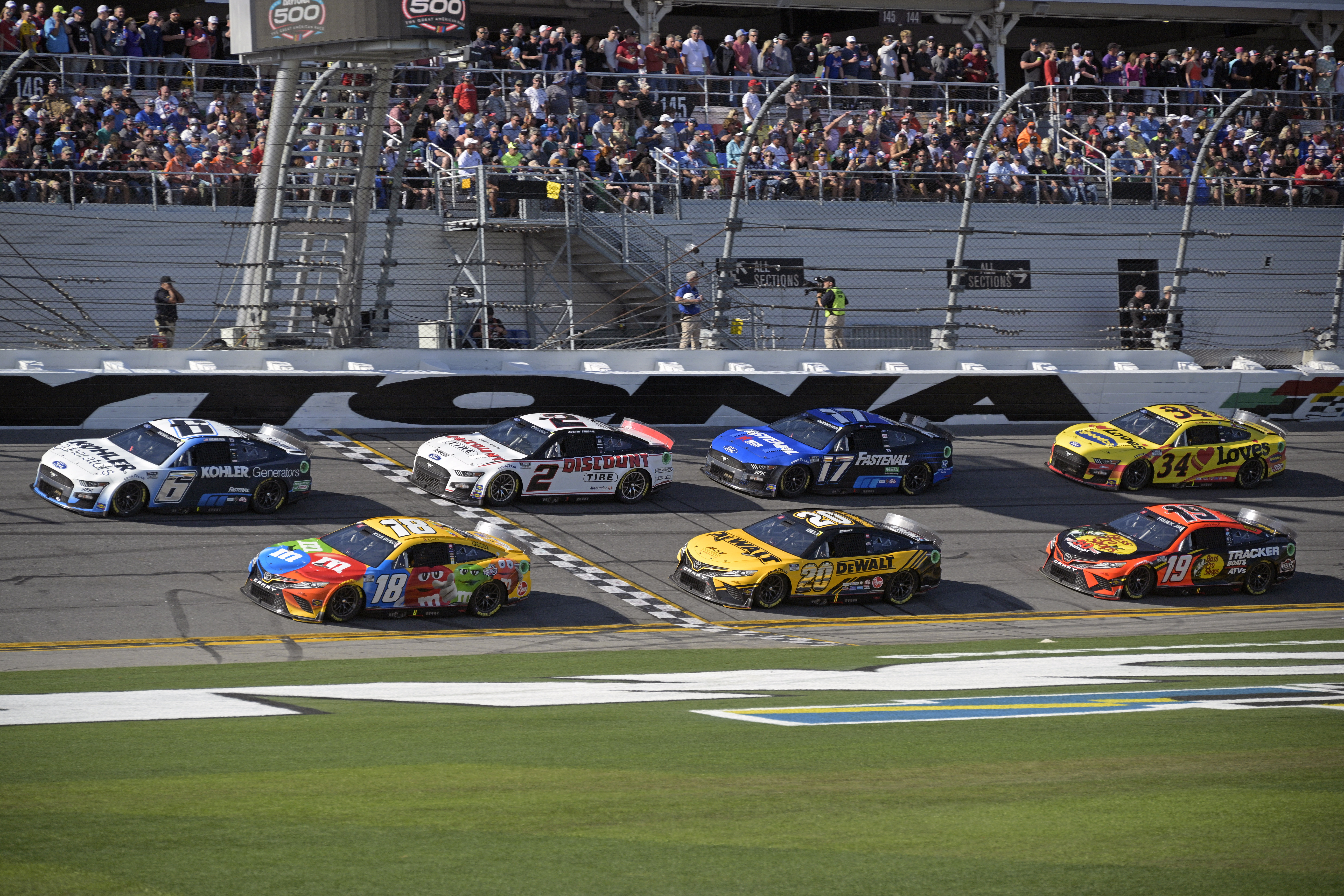 Auto Club 400 FREE LIVE STREAM (2/27/22) Watch NASCAR Cup Series online Time, TV, channel