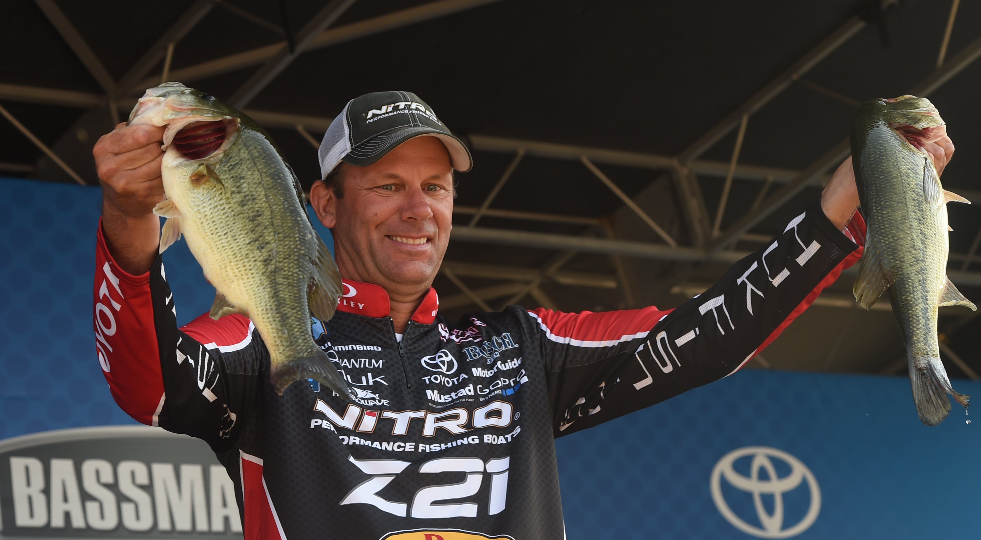 Bass fishing's biggest star brings farewell tour to Bay City for Major  League Fishing finale 