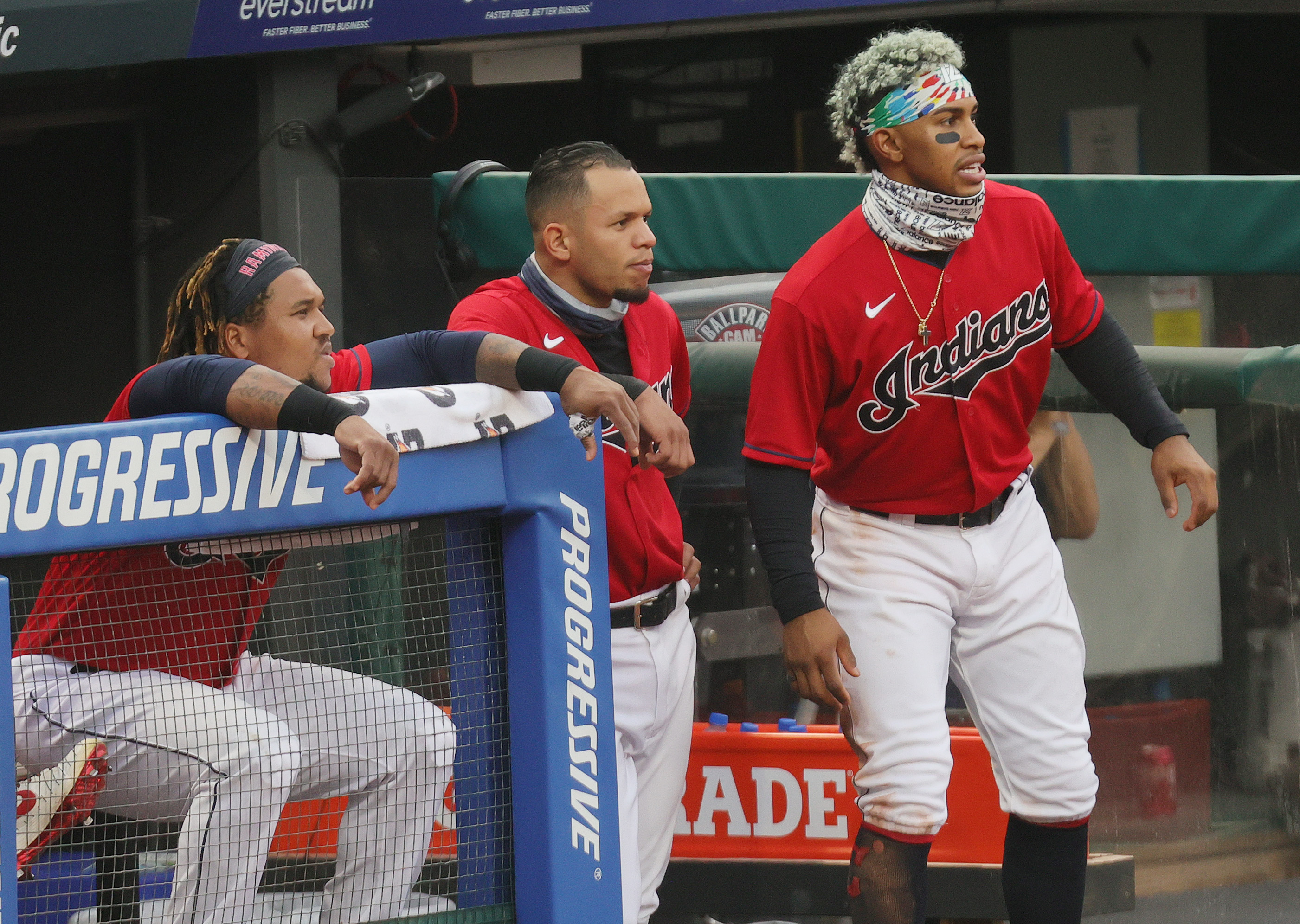 If the Reds can afford Francisco Lindor, why can't the Cleveland Indians?  Hey, Hoynsie 