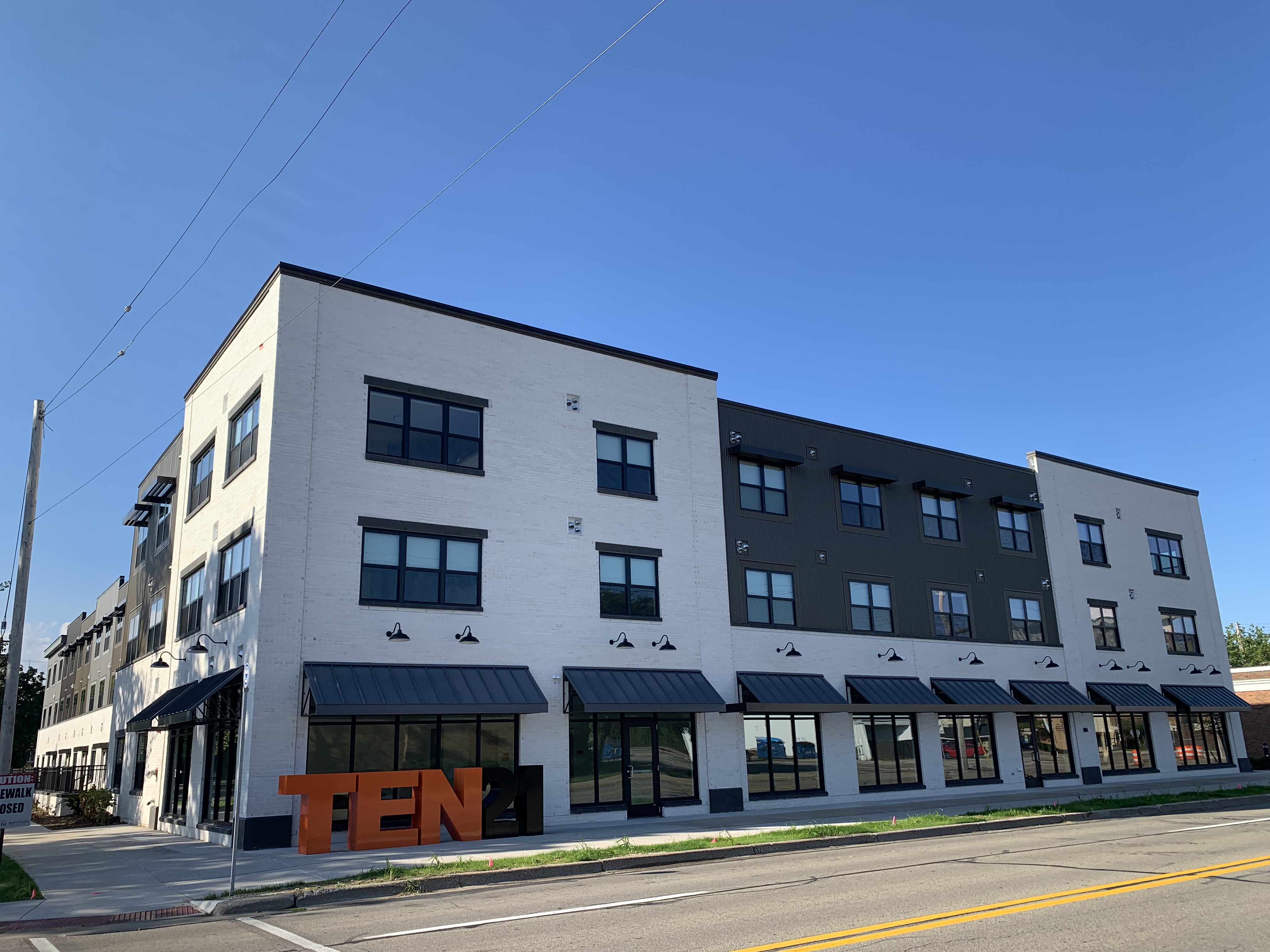 TEN21 affordable apartment complex begins residents
