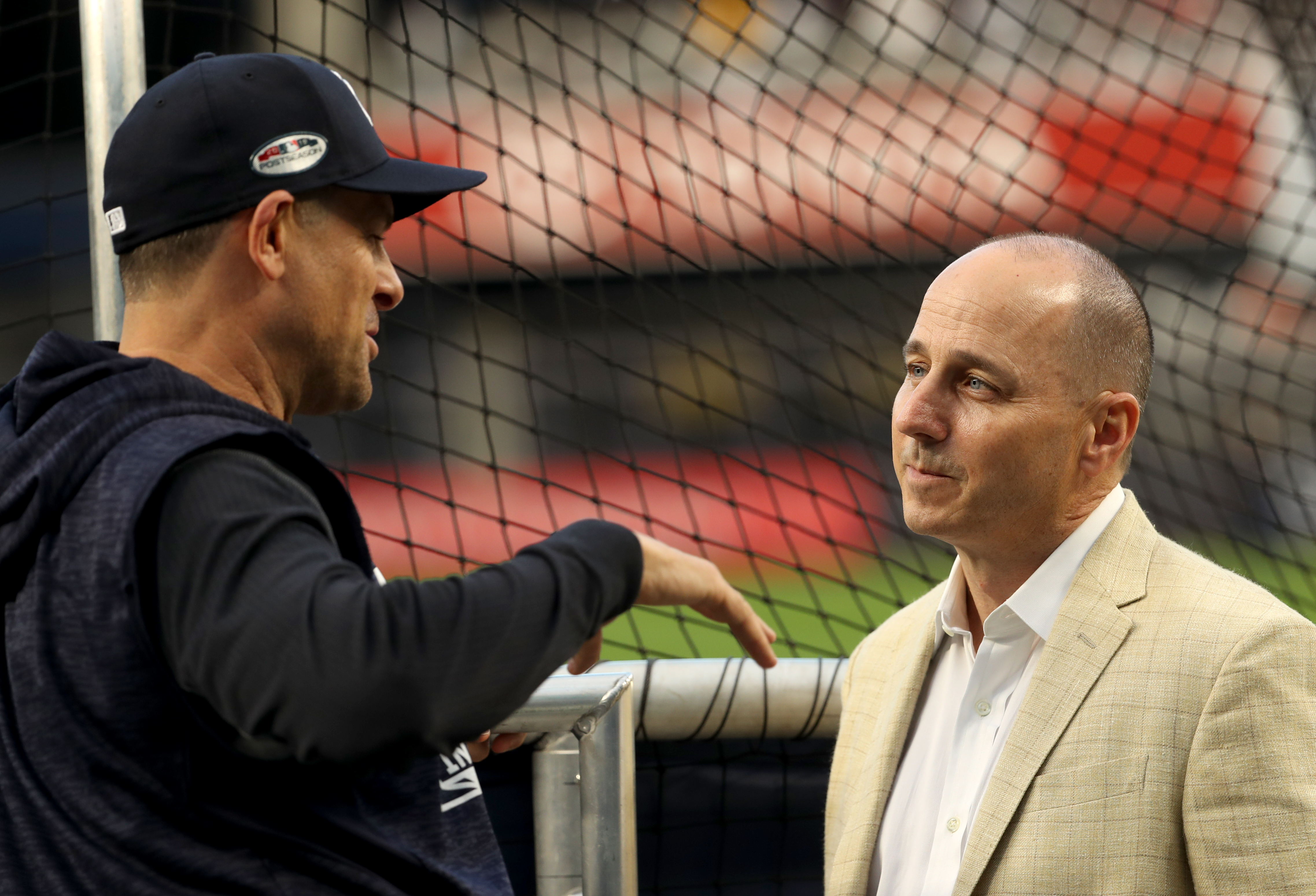 NY Yankees manager Aaron Boone to return; signs three-year