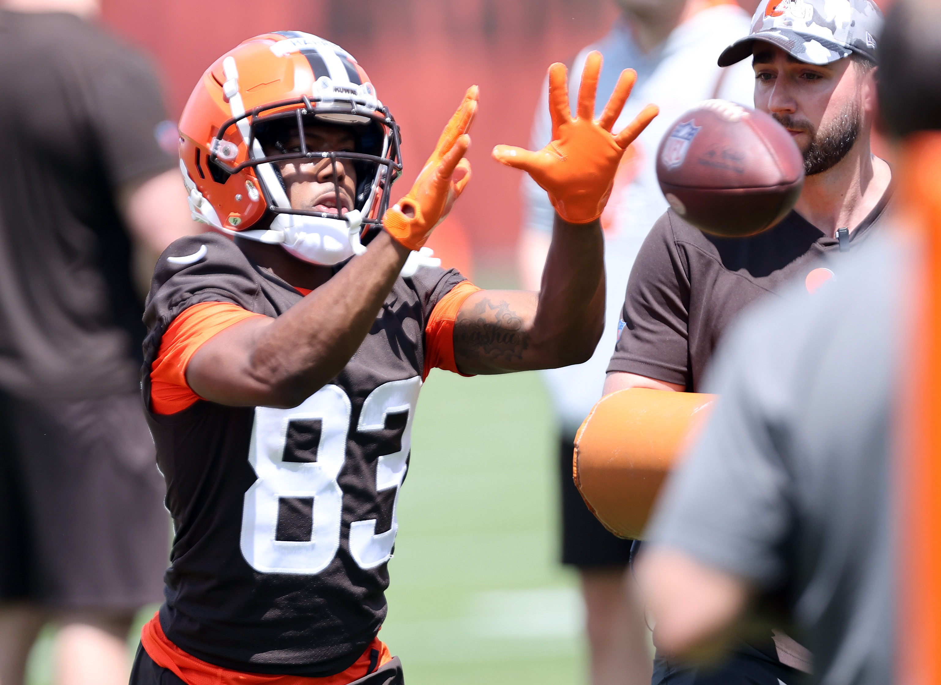 Cleveland Browns wide receiver Travell Harris (83) walks off the