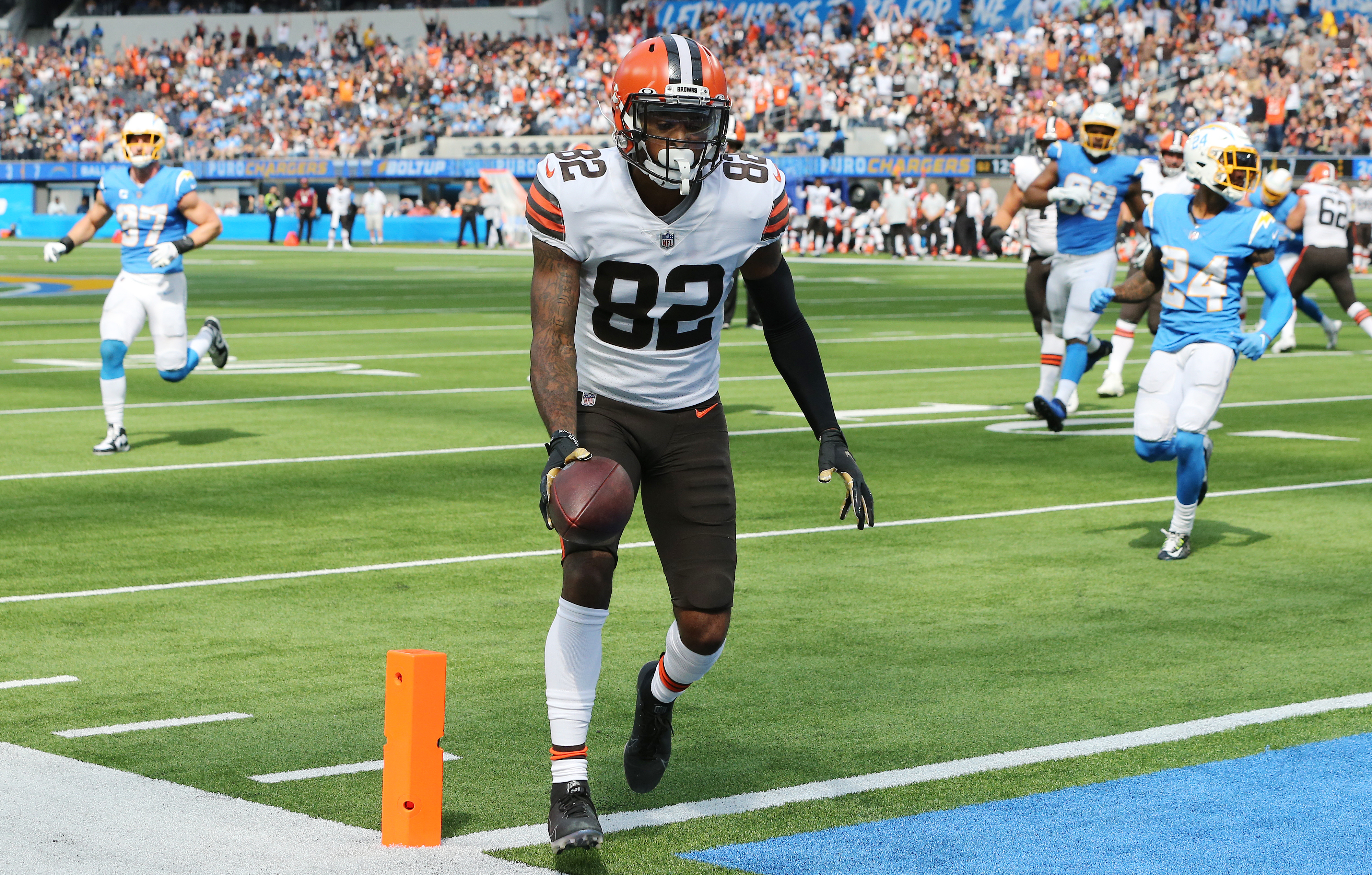 October 10, 2021 Cleveland Browns wide receiver Odell Beckham Jr. (13) in  action during the NFL game between the Los Angeles Chargers and the  Cleveland Browns at SoFi Stadium in Inglewood, California.