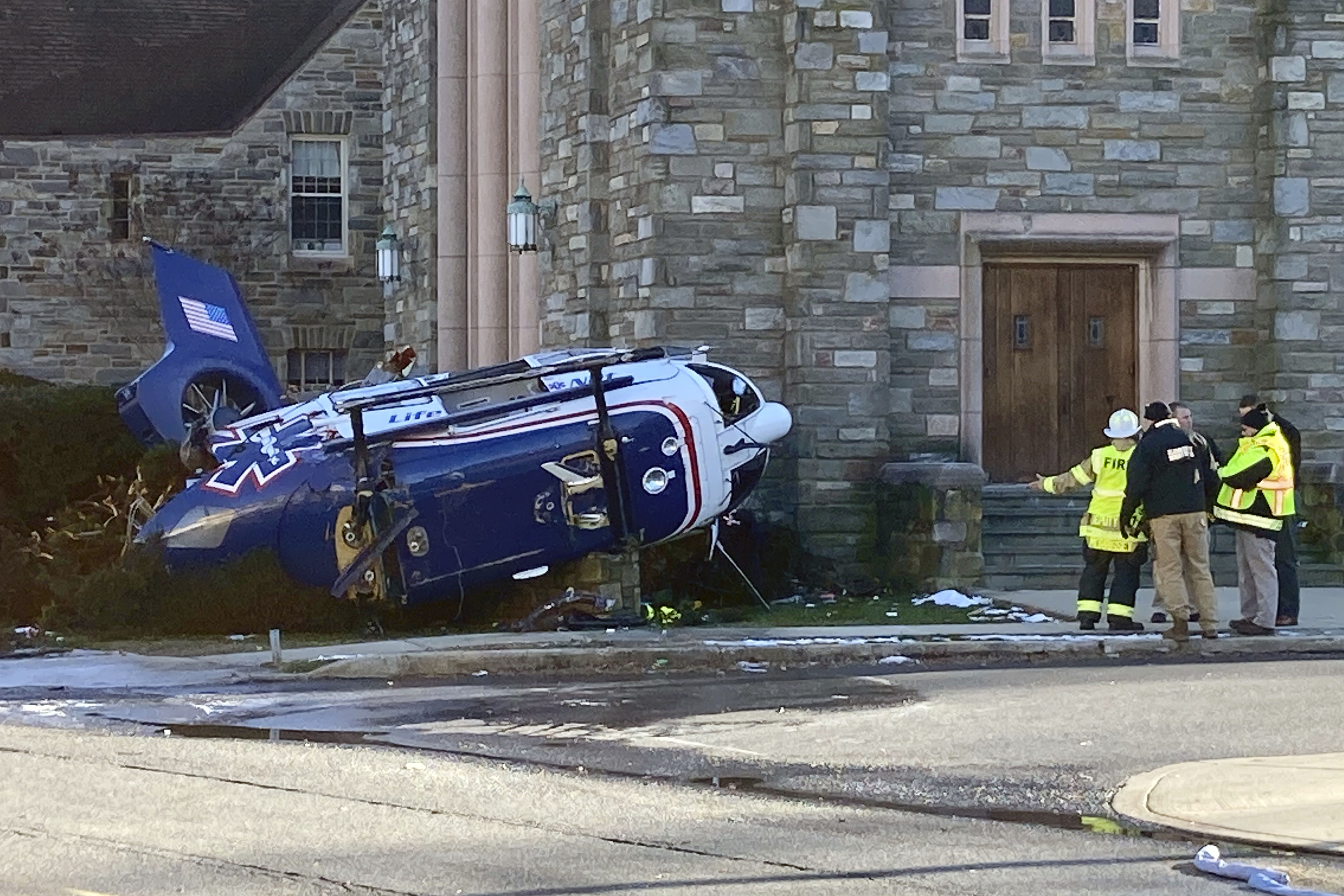 Medical helicopter crash in Drexel Hill - pennlive.com