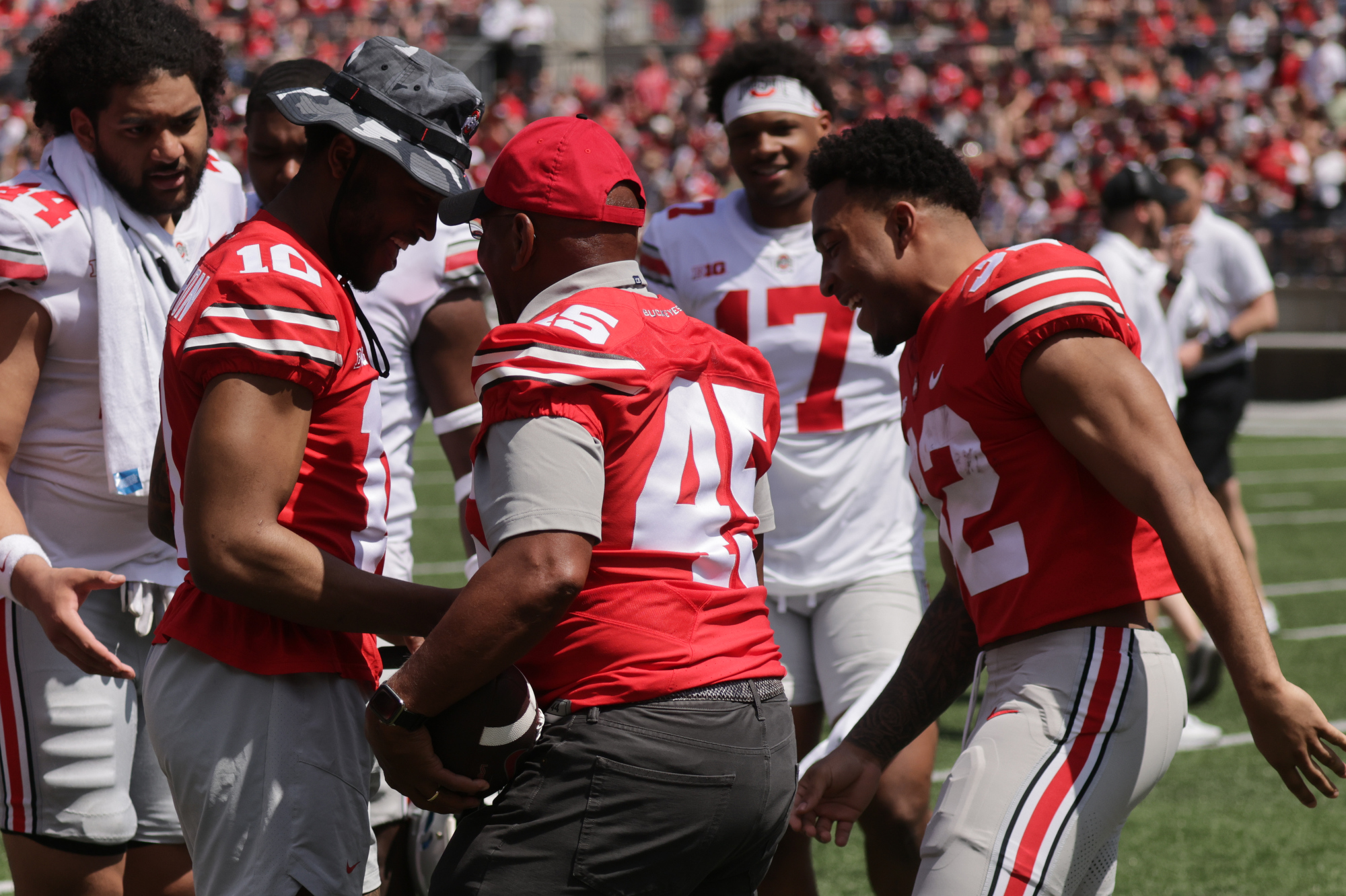 Ohio State football great Archie Griffin runs for a touchdown in the  Buckeyes' spring game 