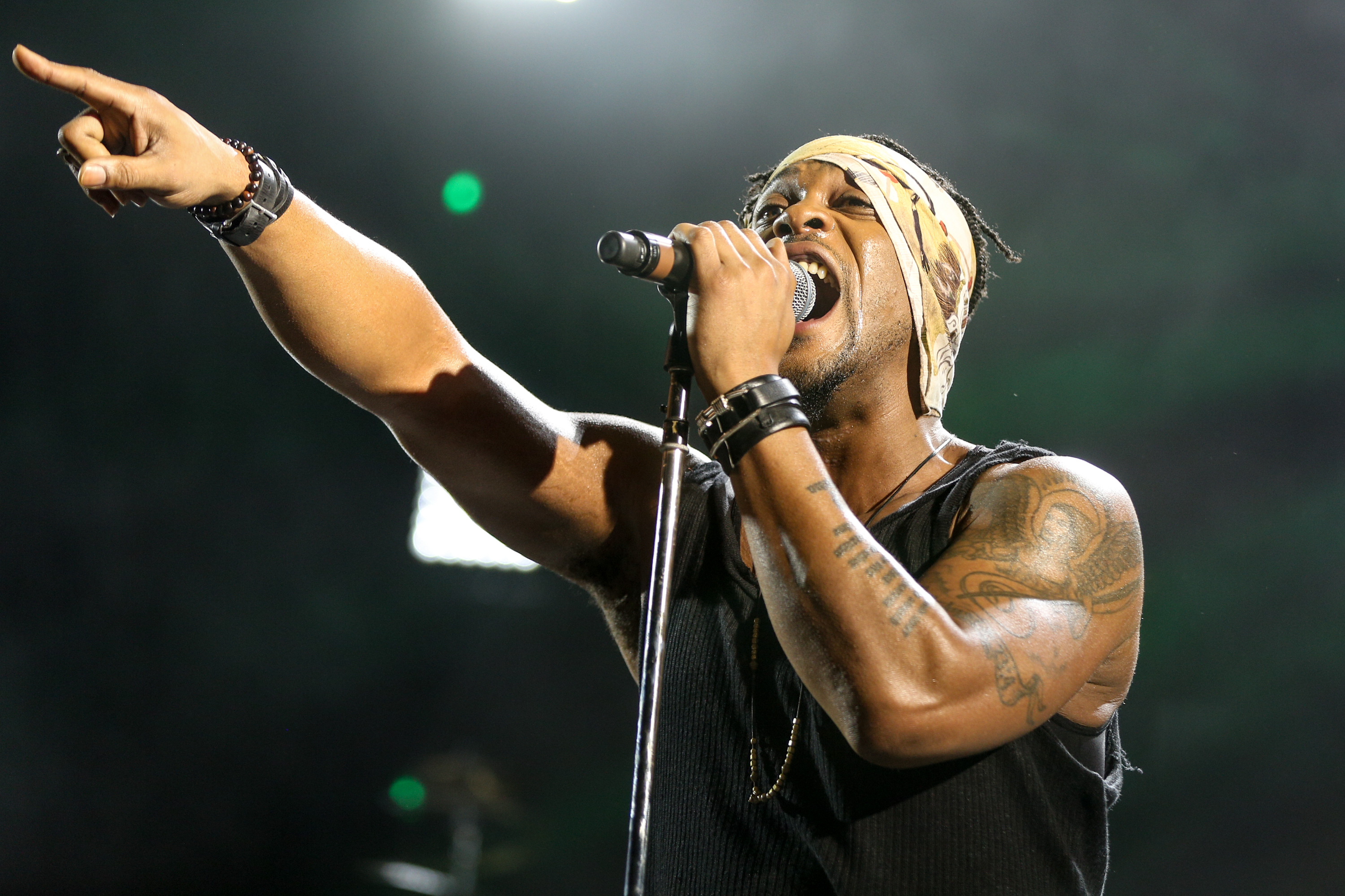 Neo-soul legend dies at 51 after battle with pancreatic cancer