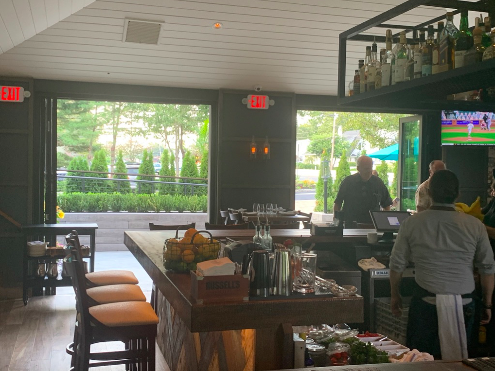 One of Murphy’s favorite restaurants accused of allowing indoor dining