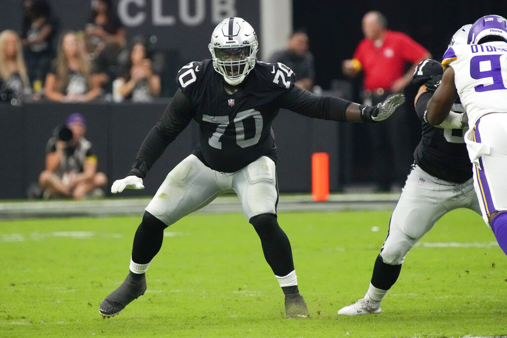 OL Alex Leatherwood On Bears' Roster Bubble