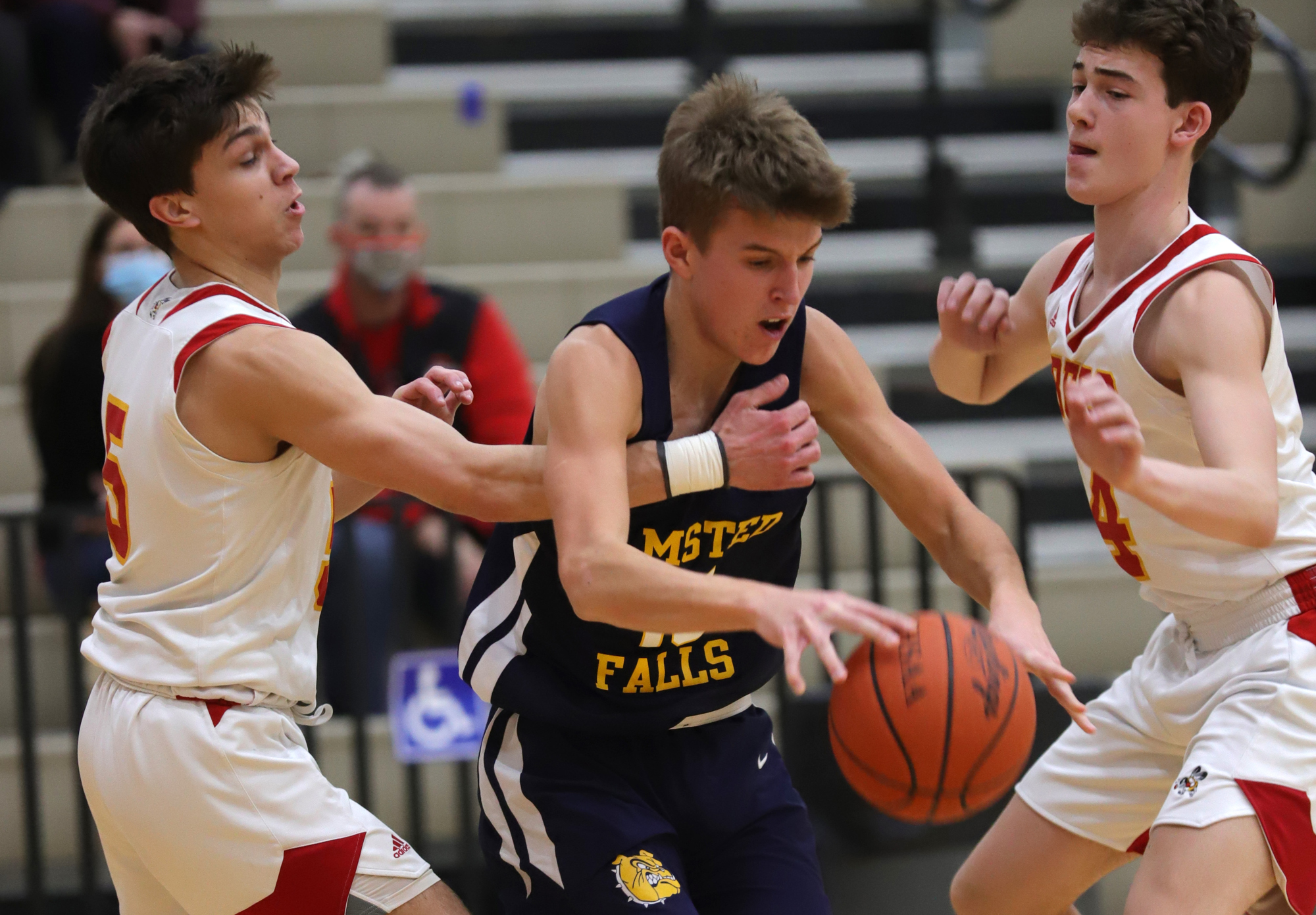 Olmsted Falls at Brecksville-Broadview Heights basketball - cleveland.com