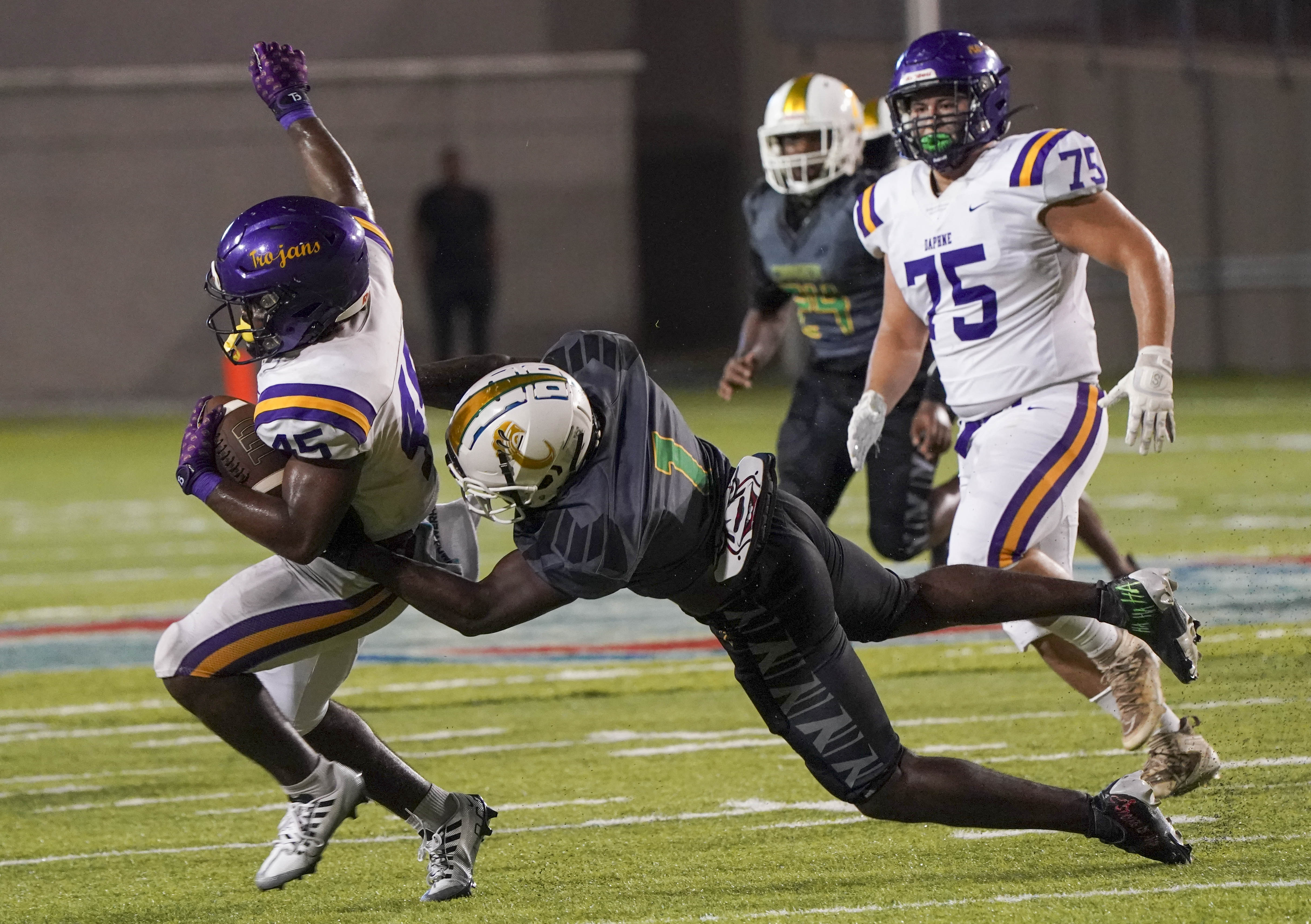 5. Upset! Daphne Defeats Carver Montgomery - sj10uw2