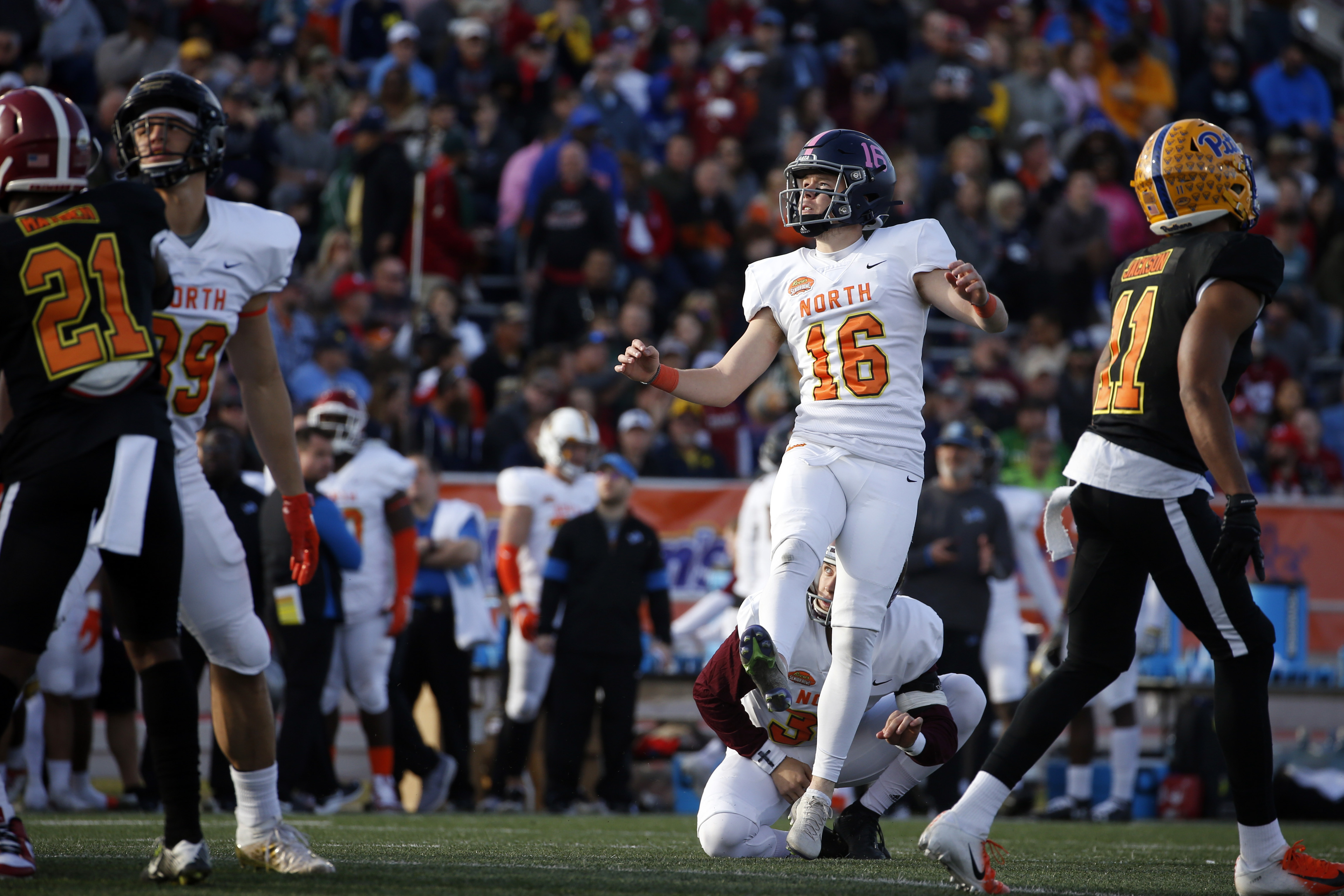 Buffalo Bills select Georgia Southern kicker Tyler Bass with pick