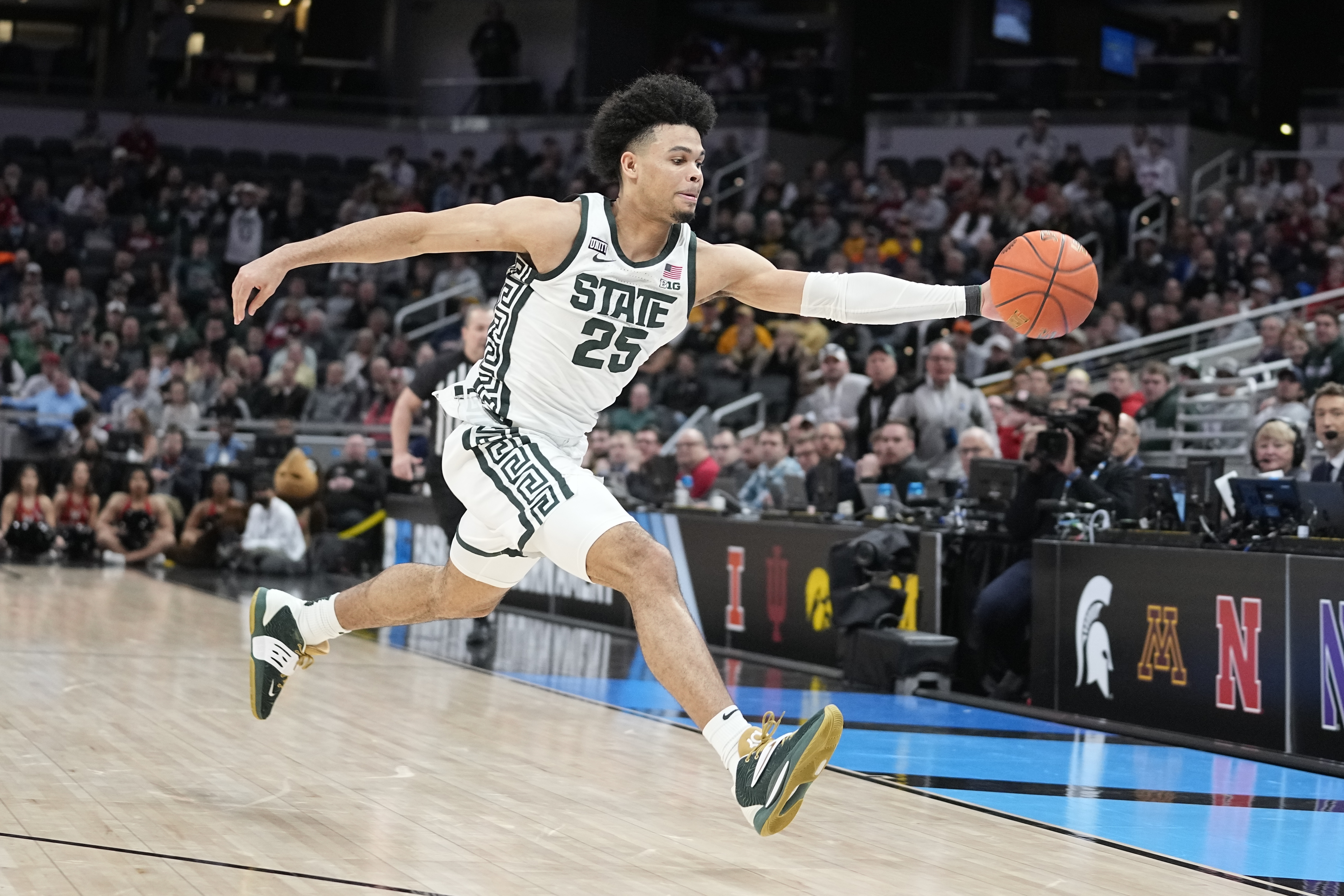 Michigan State Spartans vs. Davidson Wildcats: March Madness First