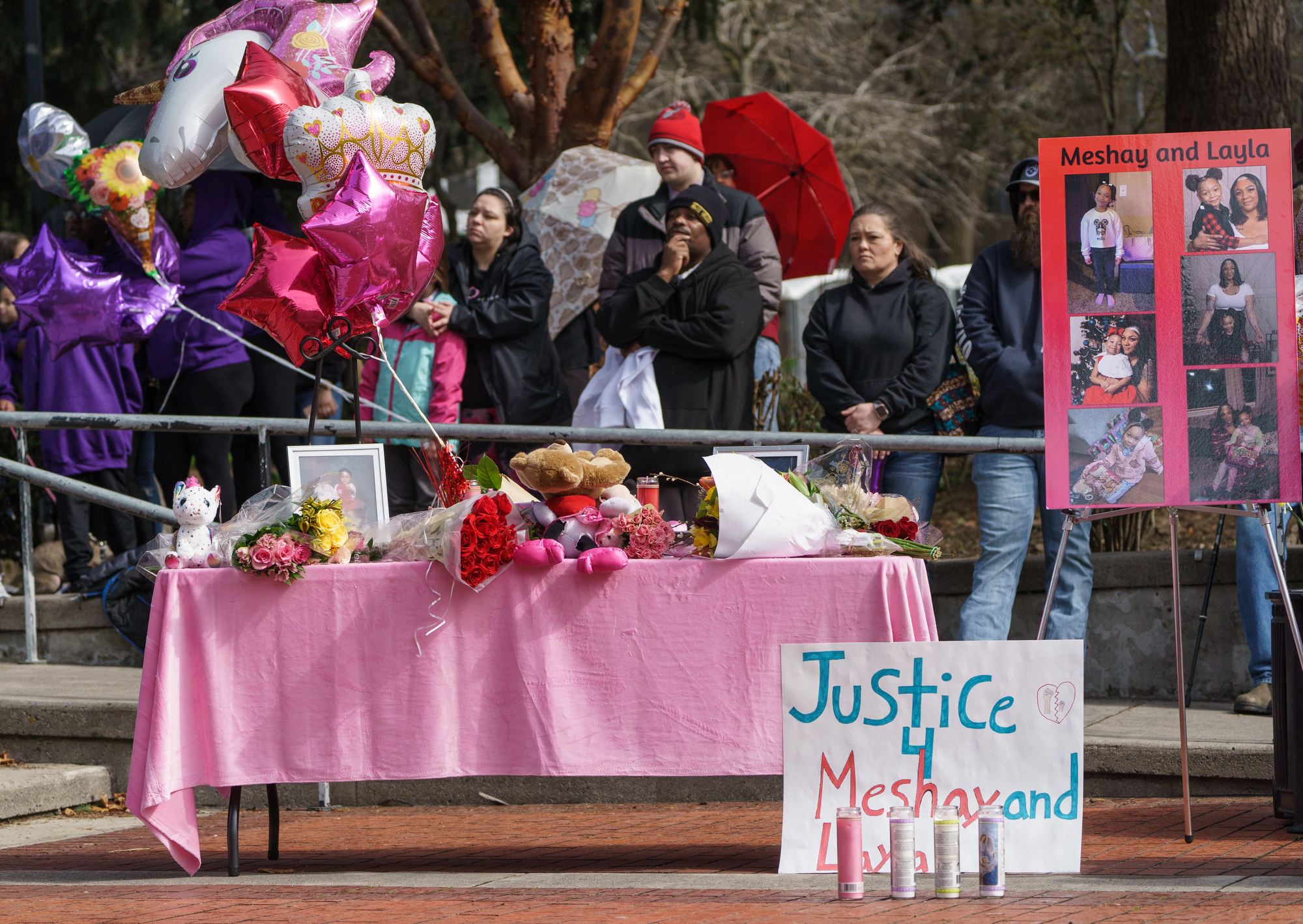 Vigil for Meshay Melendez and Layla Stewart in Vancouver - oregonlive.com