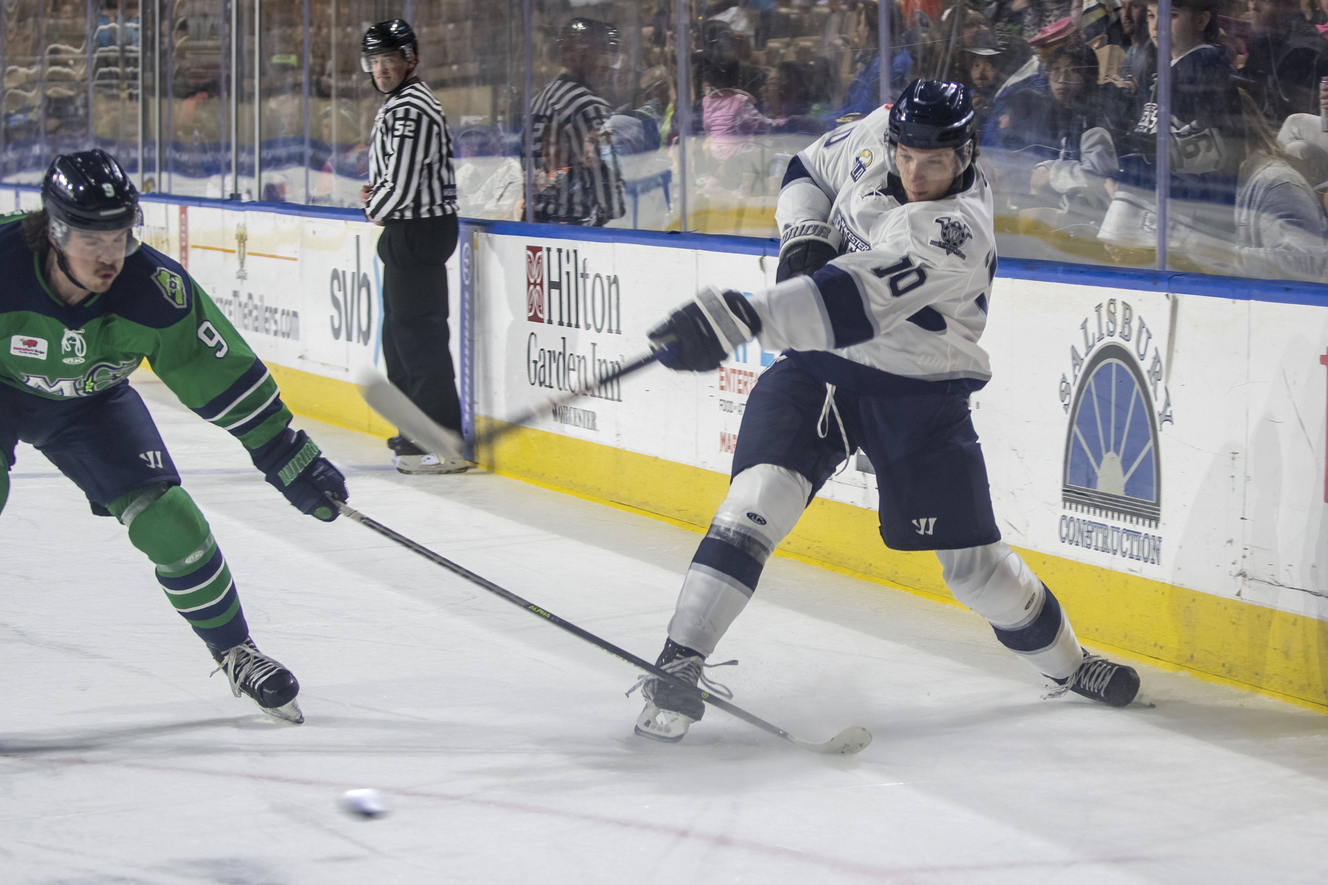 Worcester Railers end 2022 with loss to Maine Mariners 