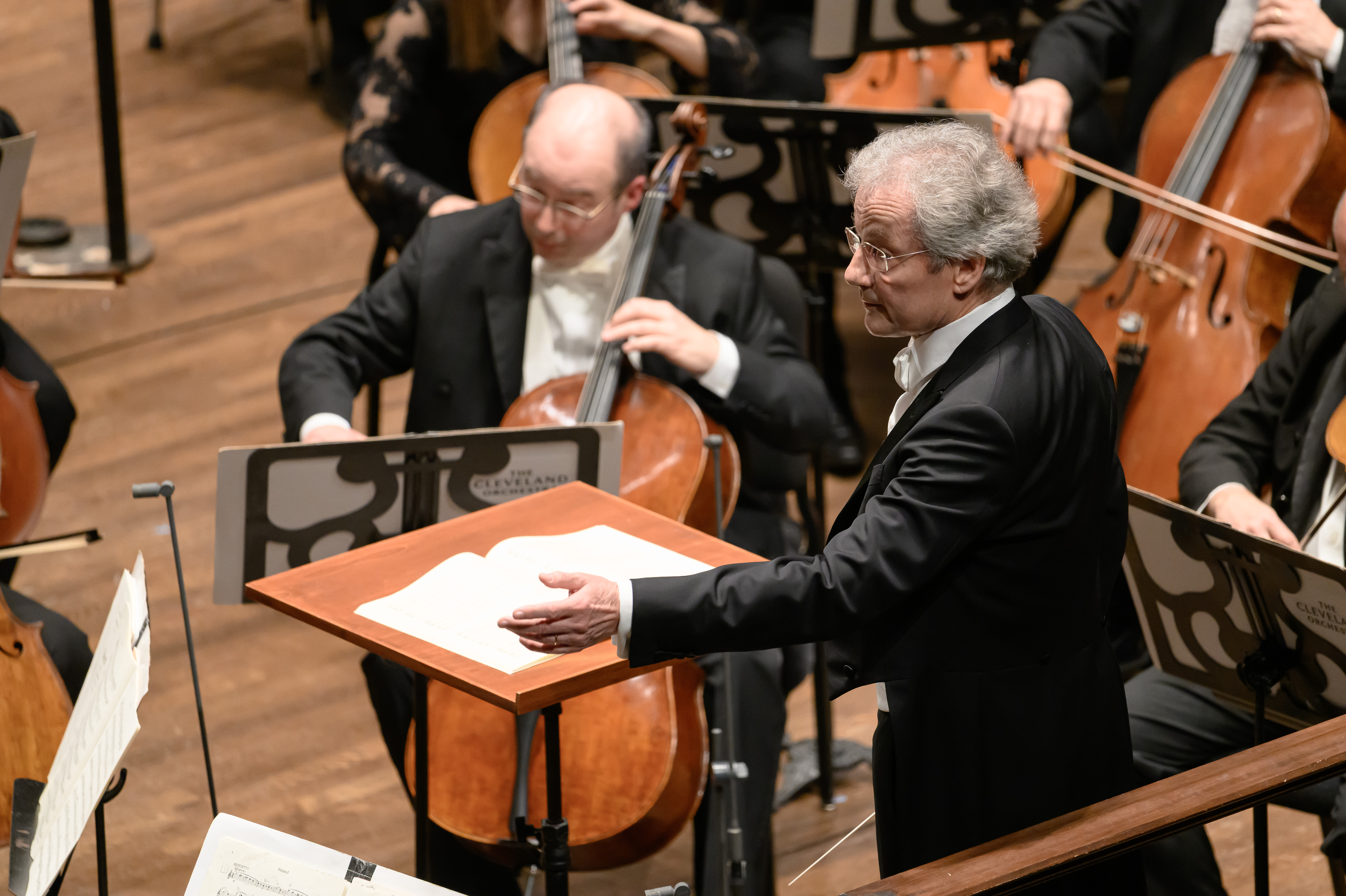 Cleveland Orchestra featured in New York Times as it arrives for