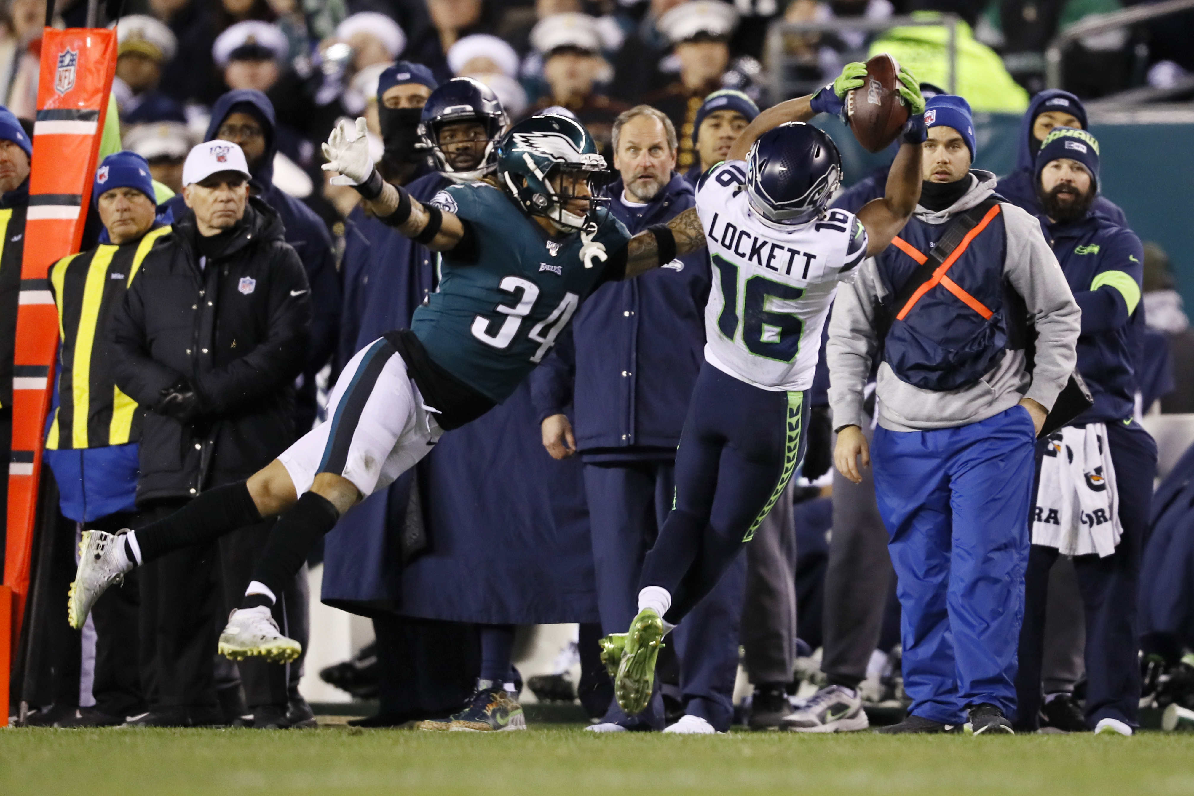 Seahawks WR Tyler Lockett wins Seattle Male Sports Star of the Year