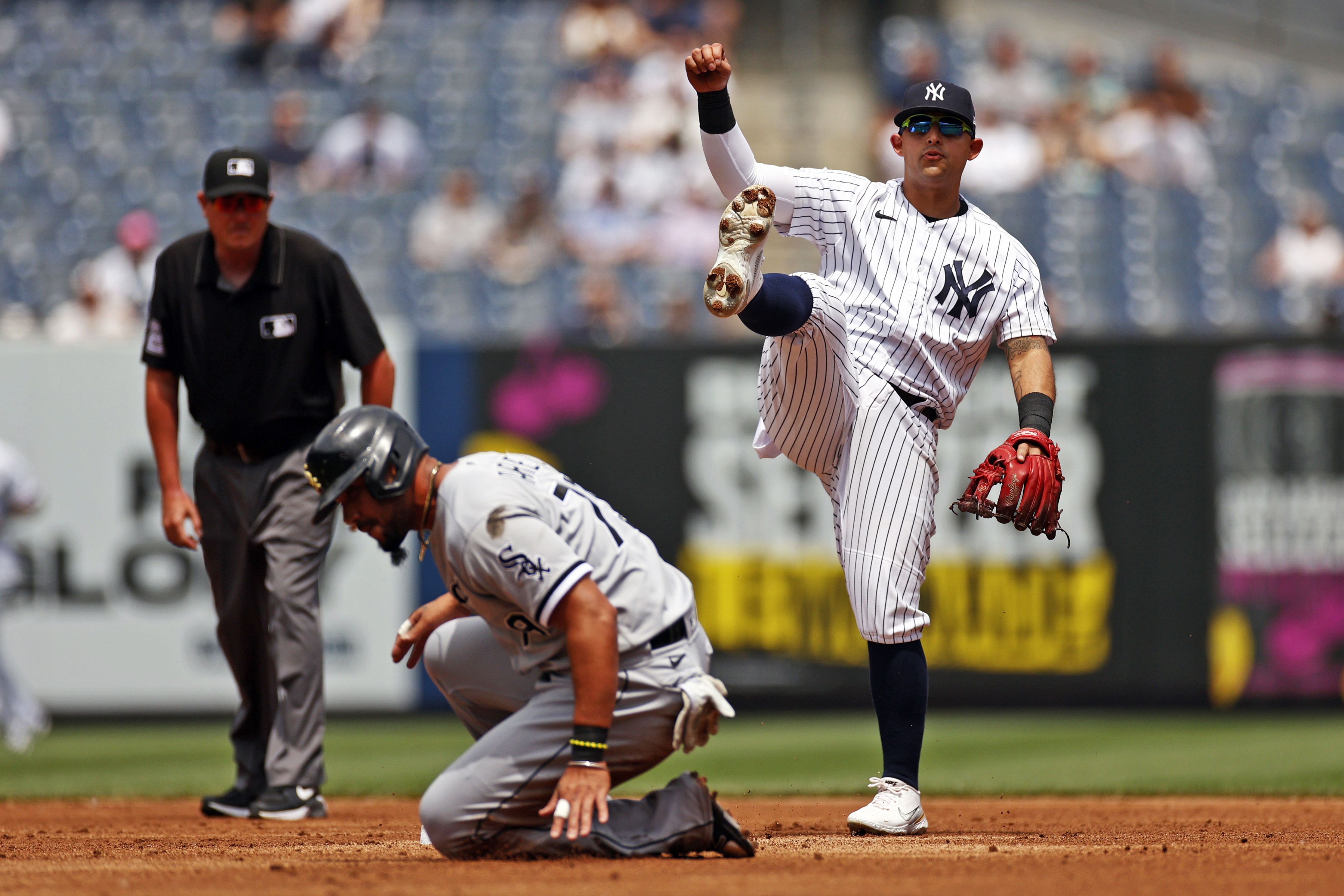 New York Yankees 5, Chicago White Sox 1: Revenge of the Two-Out