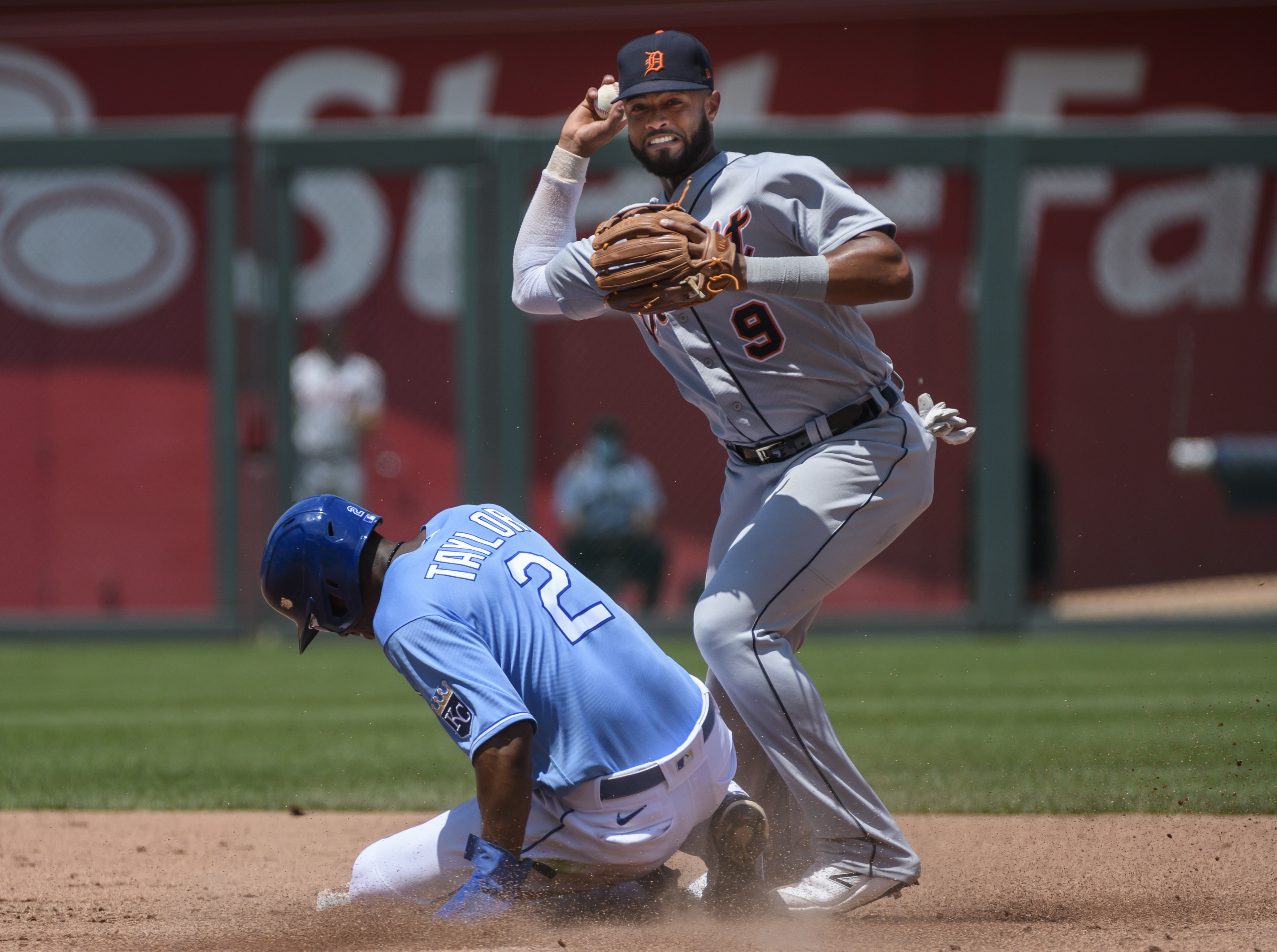 Willi Castro Wild Pitches Spur Tigers 6 5 Win To Sweep Royals Mlive Com