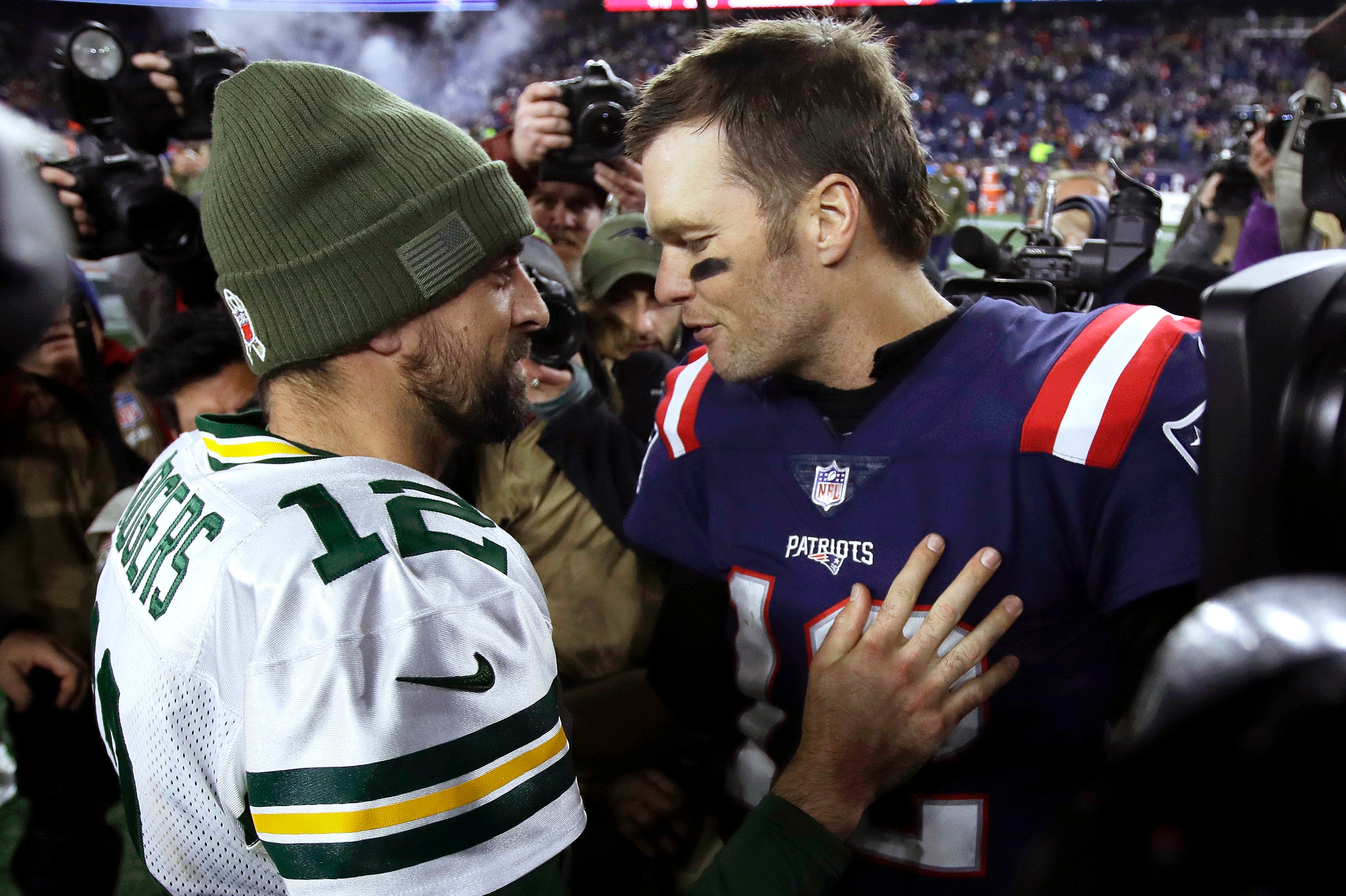 Tom Brady, Aaron Rodgers Land a Common Ground on Desiring to Own the Jersey  of This NFL Legend and 3x Super Bowl Champion - EssentiallySports