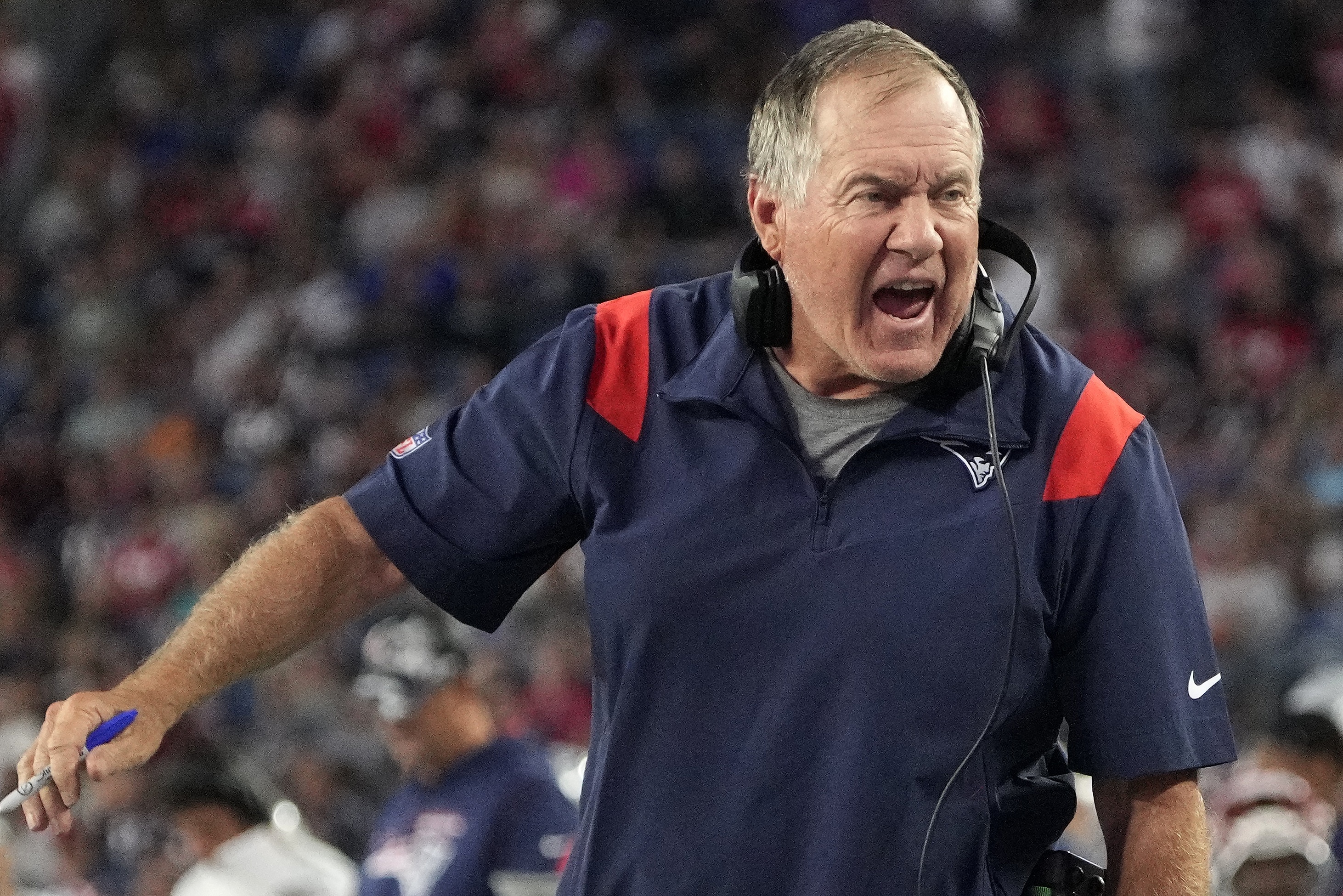 Pats head coach Bill Belichick has something cooking for Indianapolis. 