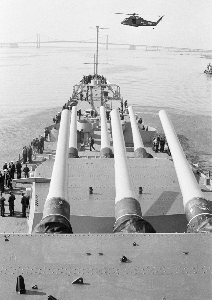 Battleship on the Delaware River: USS New Jersey traveling to ...