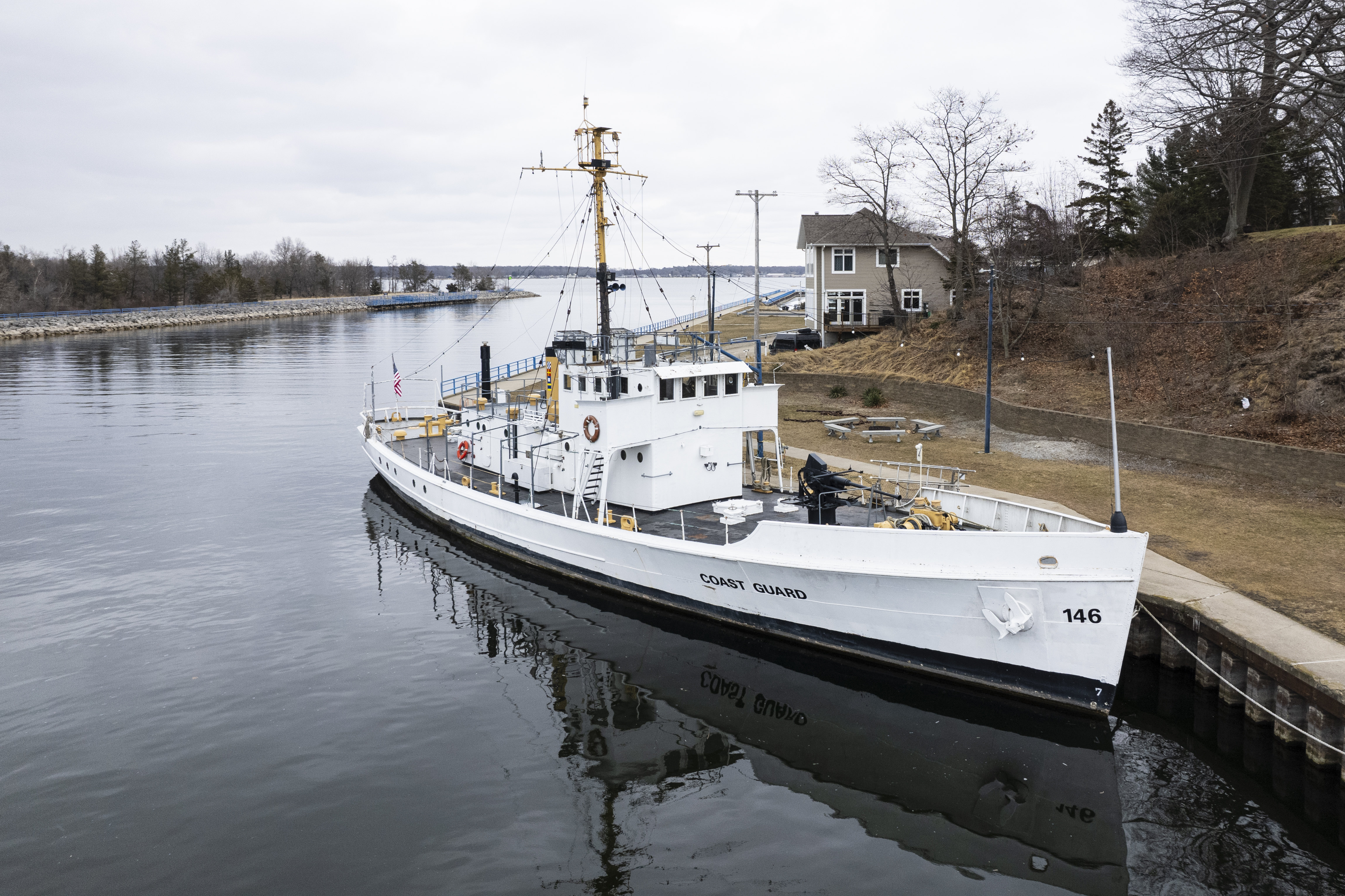 US.NAVY 潜水艦・スツール・アルミ製・米軍払下げ Historic photos of the U.S.S. Silversides 236 - mlive.com