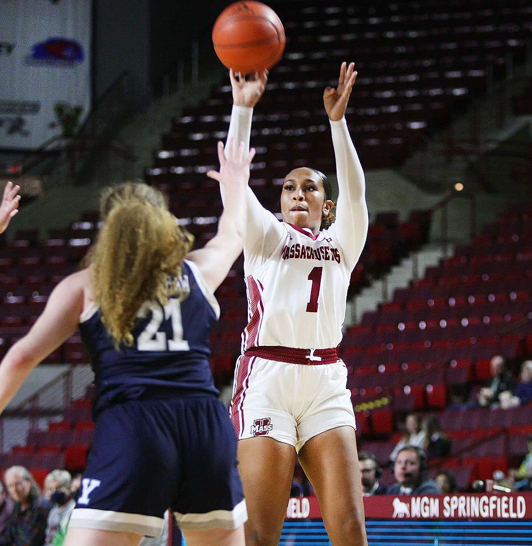 UMass Women's Basketball vs Yale 11/30/22 - masslive.com