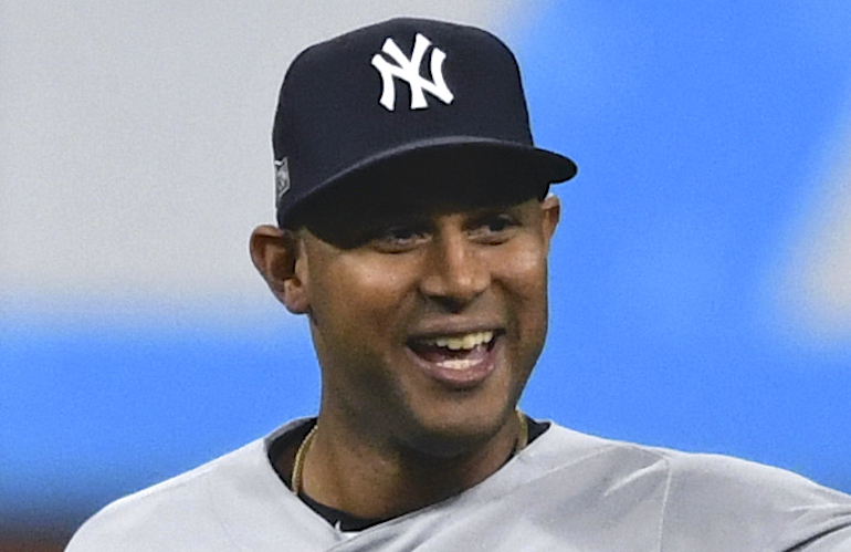 New York Yankees Baseball Player Aaron Hicks Sits Out Game Due to Police  Killing of Daunte Wright