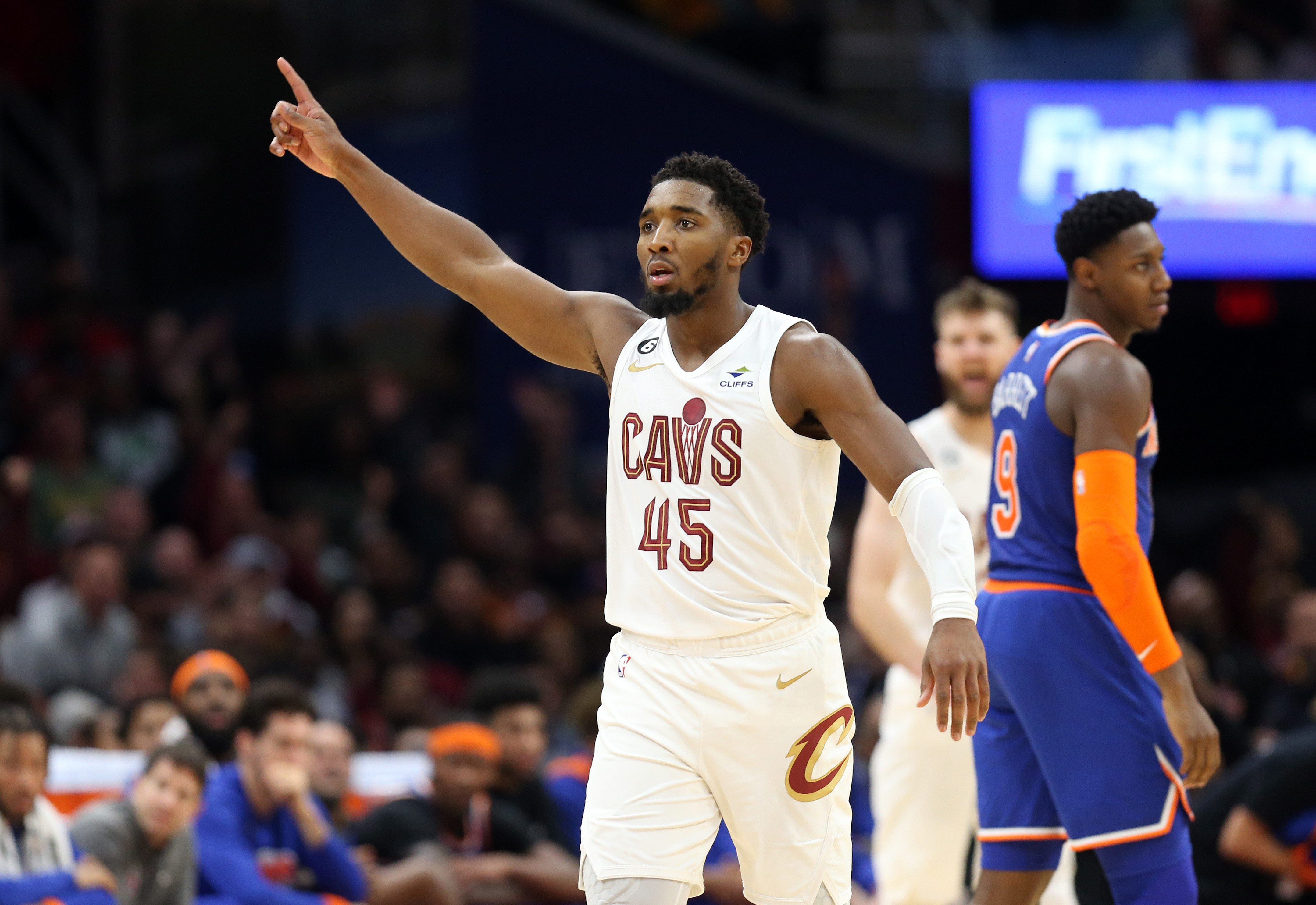 Crystal Ball: Predicting Cavs' rotation by the end of the season