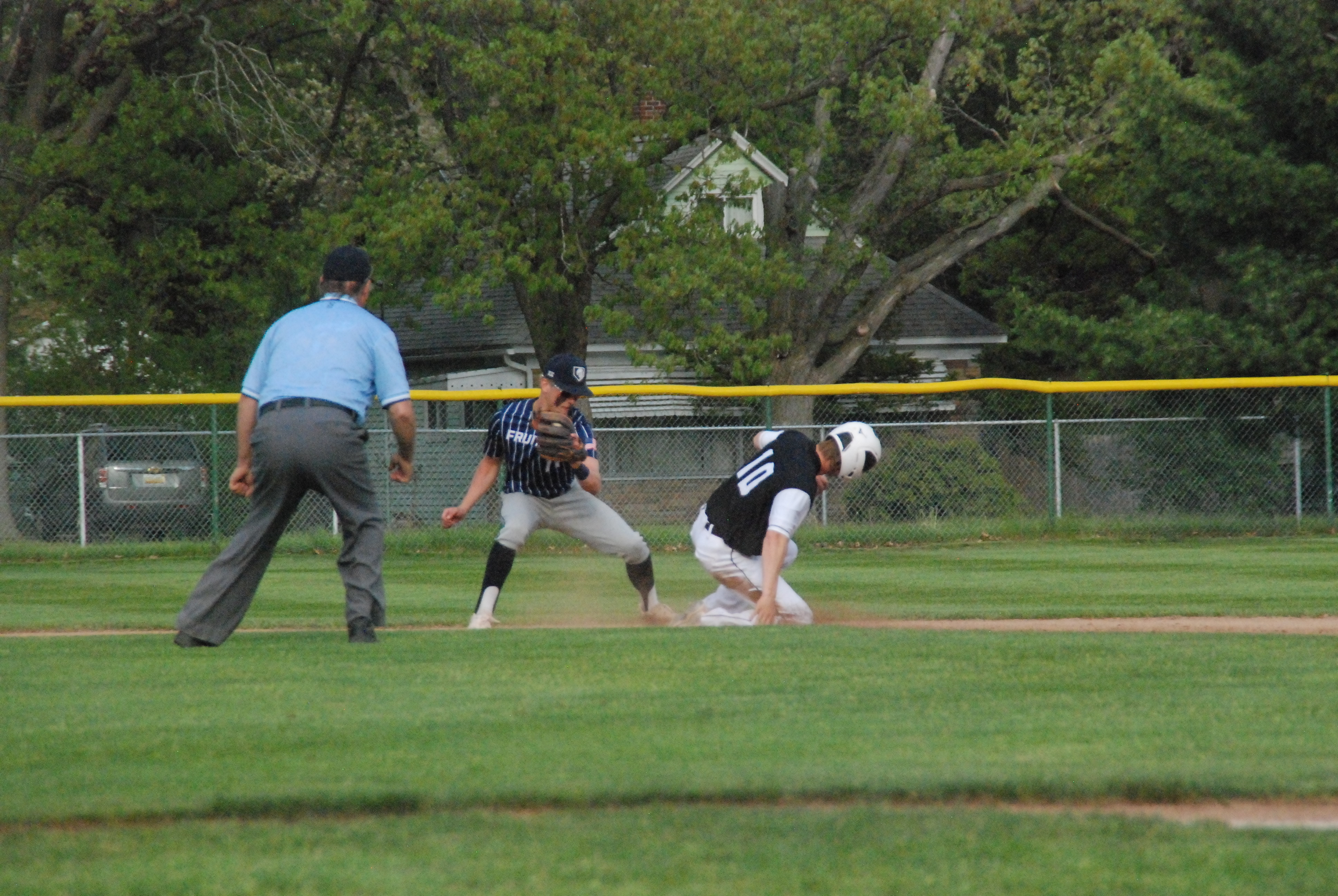 Fruitport vs. Whitehall in 