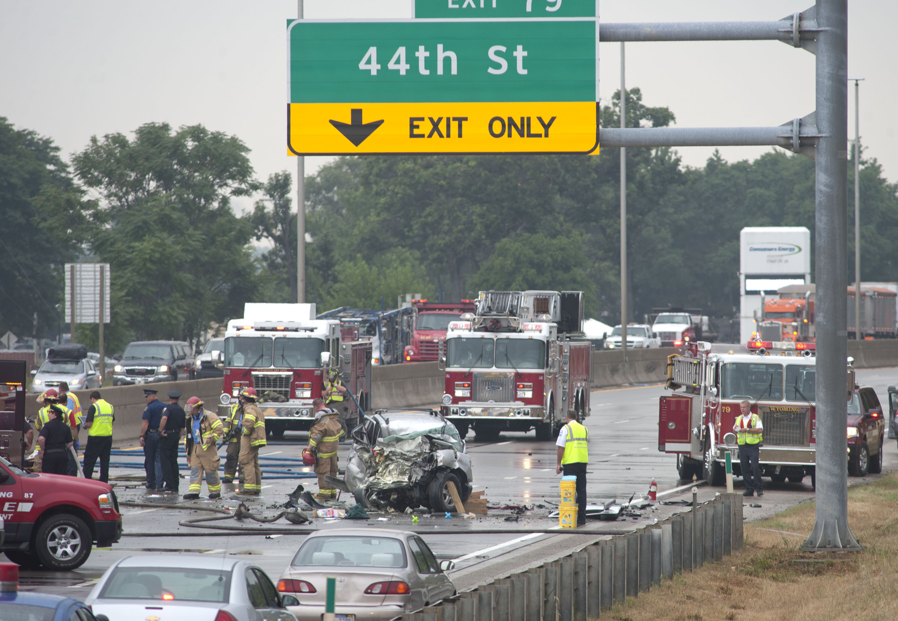 Crashes caused by wrong-way drivers on freeways on Michigan's west side ...