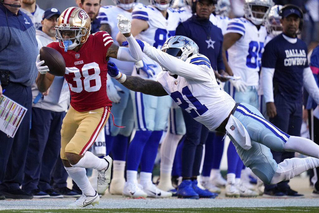 San Francisco 49ers cornerback Deommodore Lenoir (38) and San