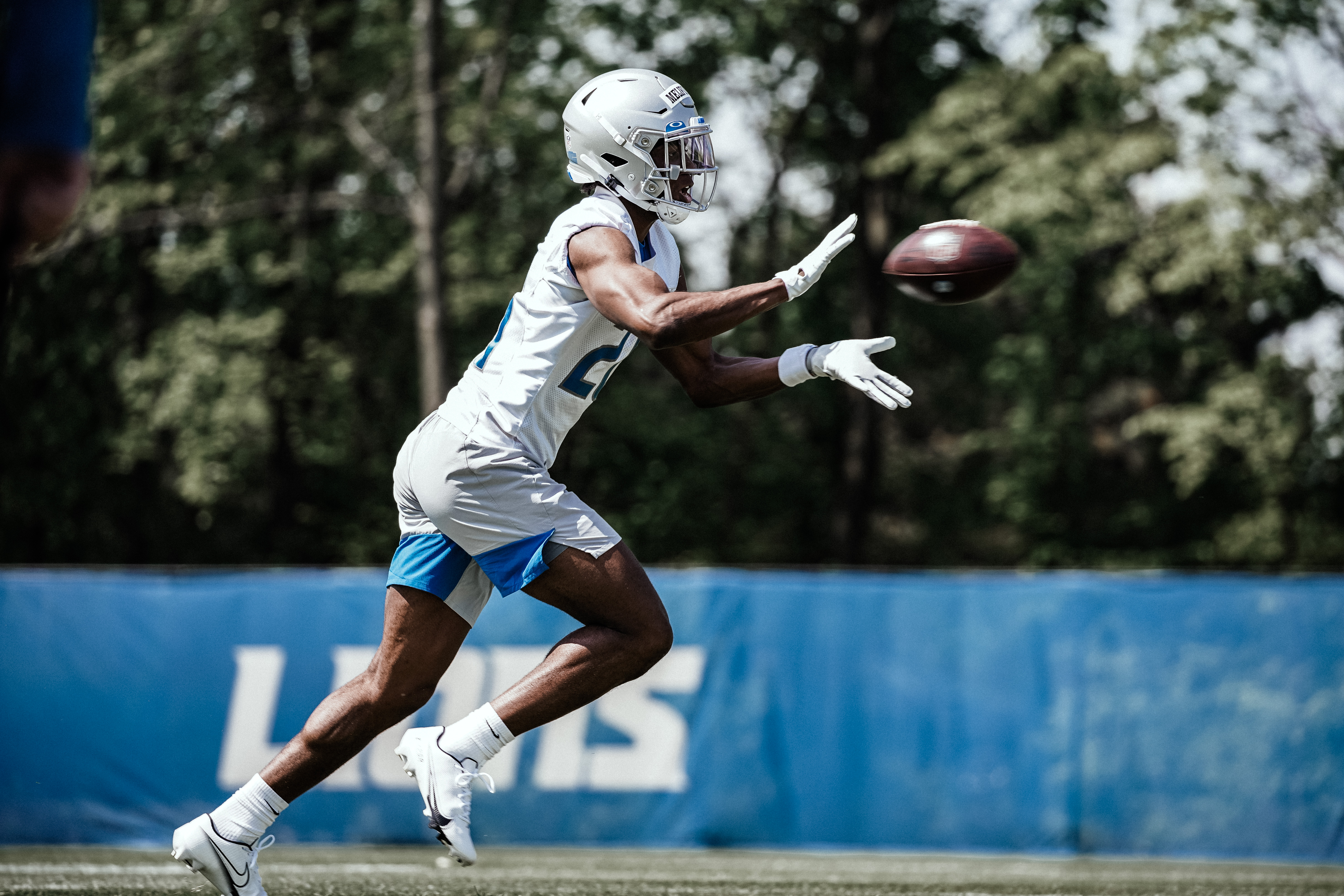 Raiders rookie Obi Melifonwu 'an athlete back there,' but at what